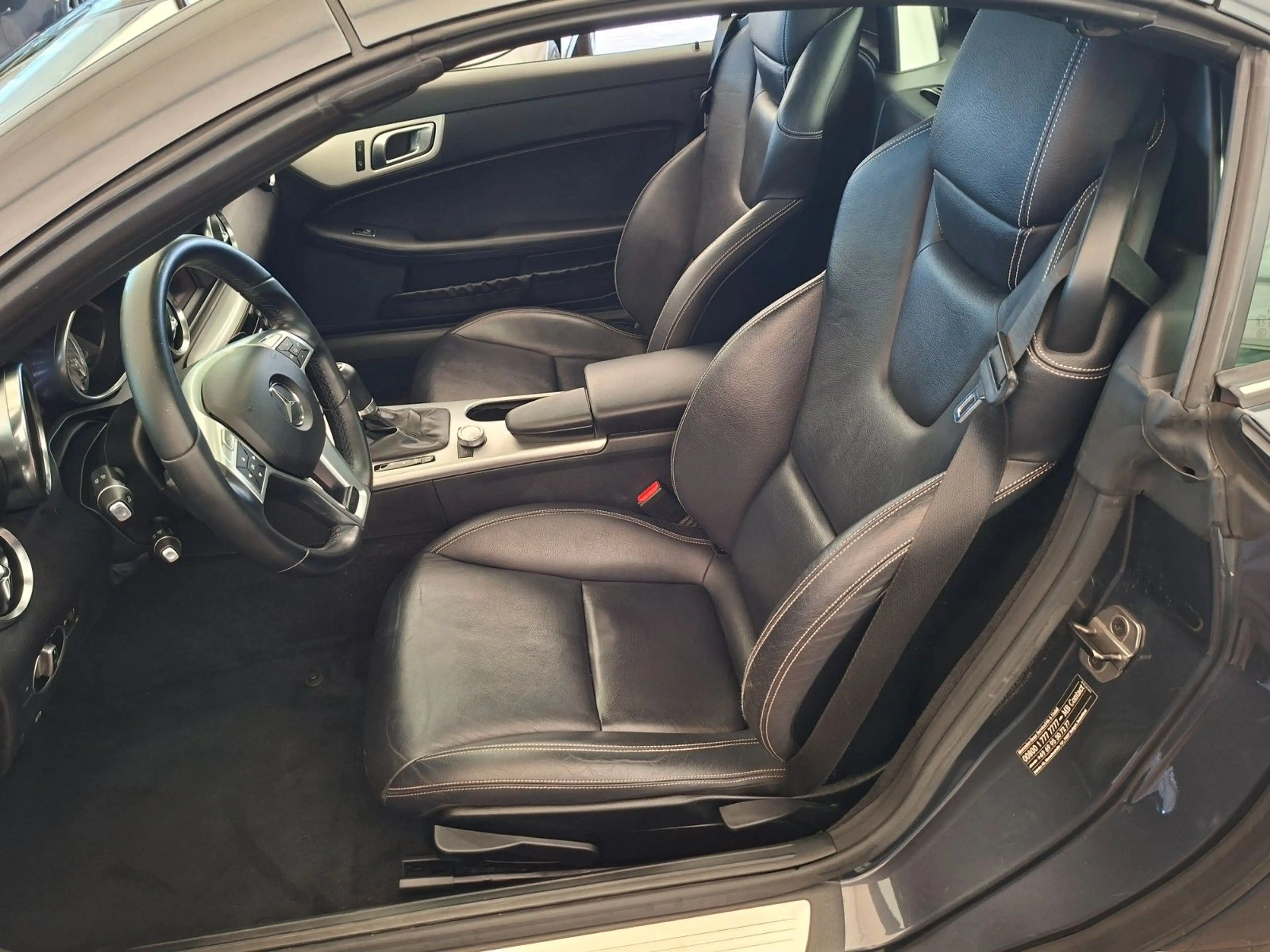 Mercedes-Benz SLK 200 SLK Roadster  Panorama AMG-Line USB — photo 14