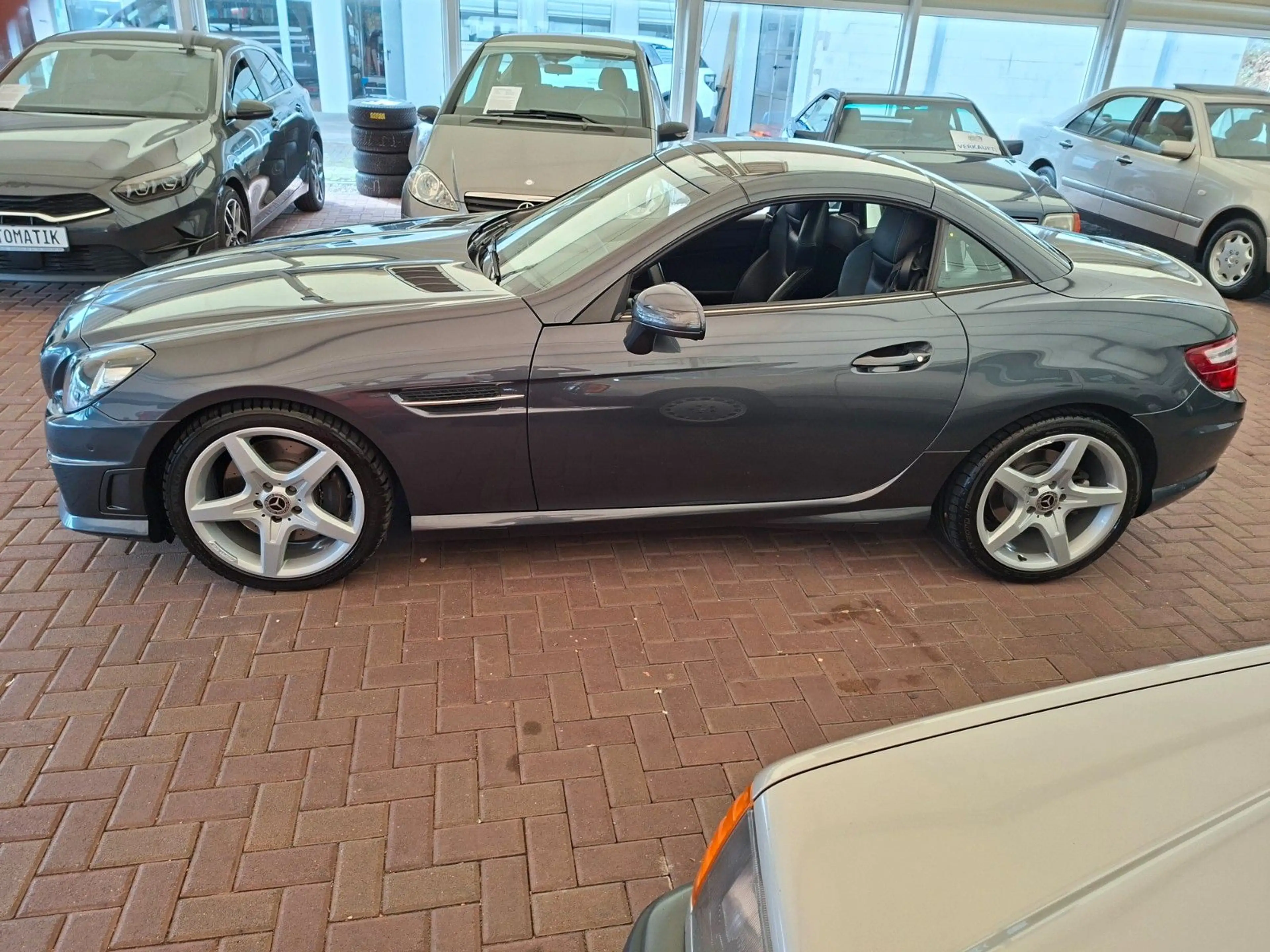 Mercedes-Benz SLK 200 SLK Roadster  Panorama AMG-Line USB — photo 8