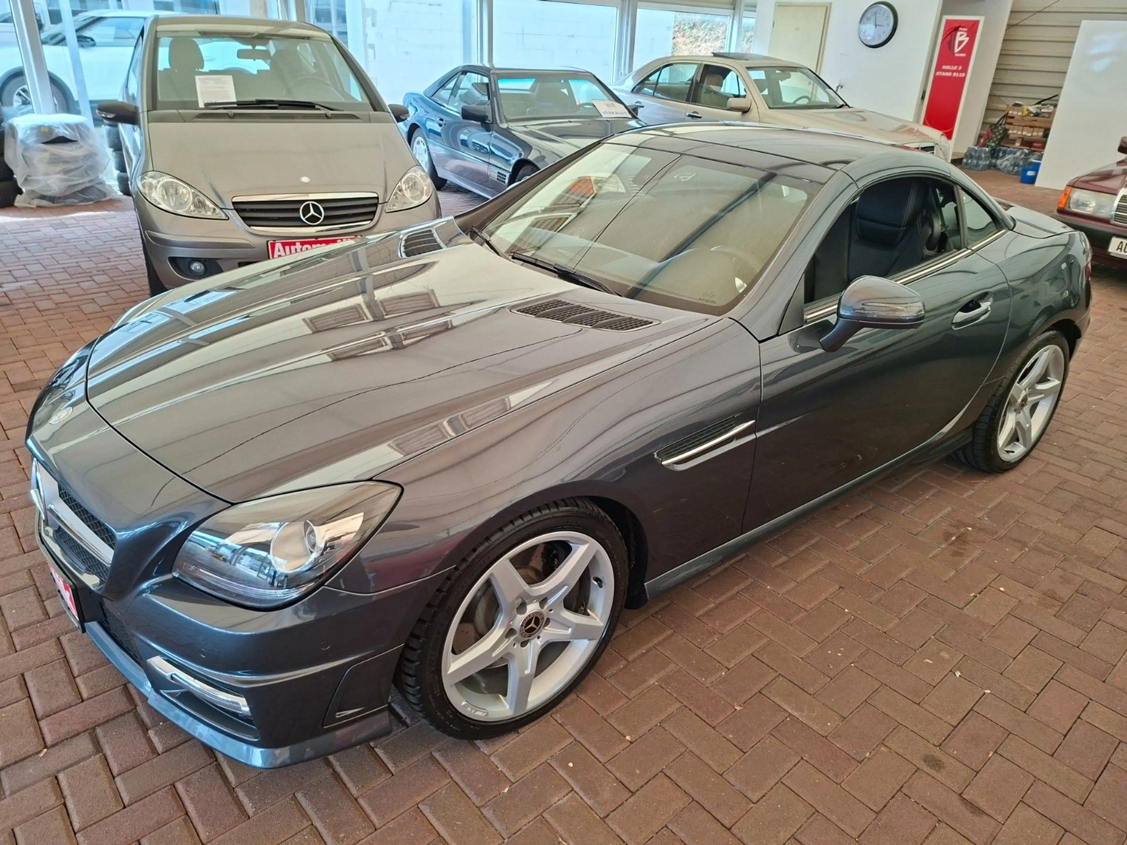 Mercedes-Benz SLK 200 SLK Roadster  Panorama AMG-Line USB — photo 10