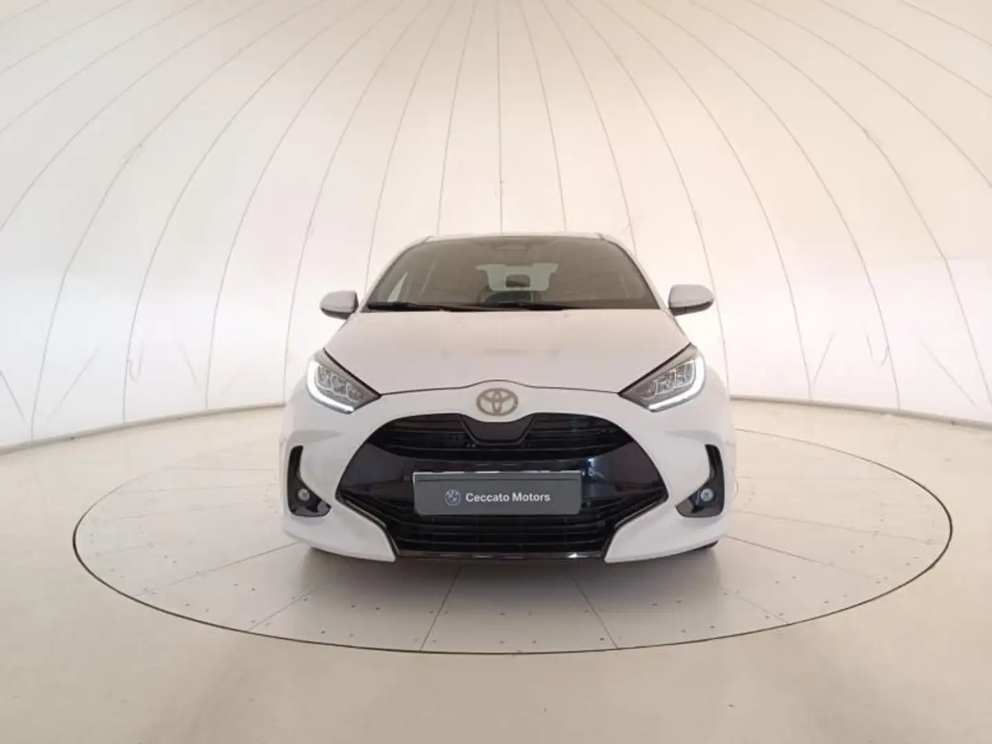 Toyota Yaris 1.5h 130 Lounge - 2