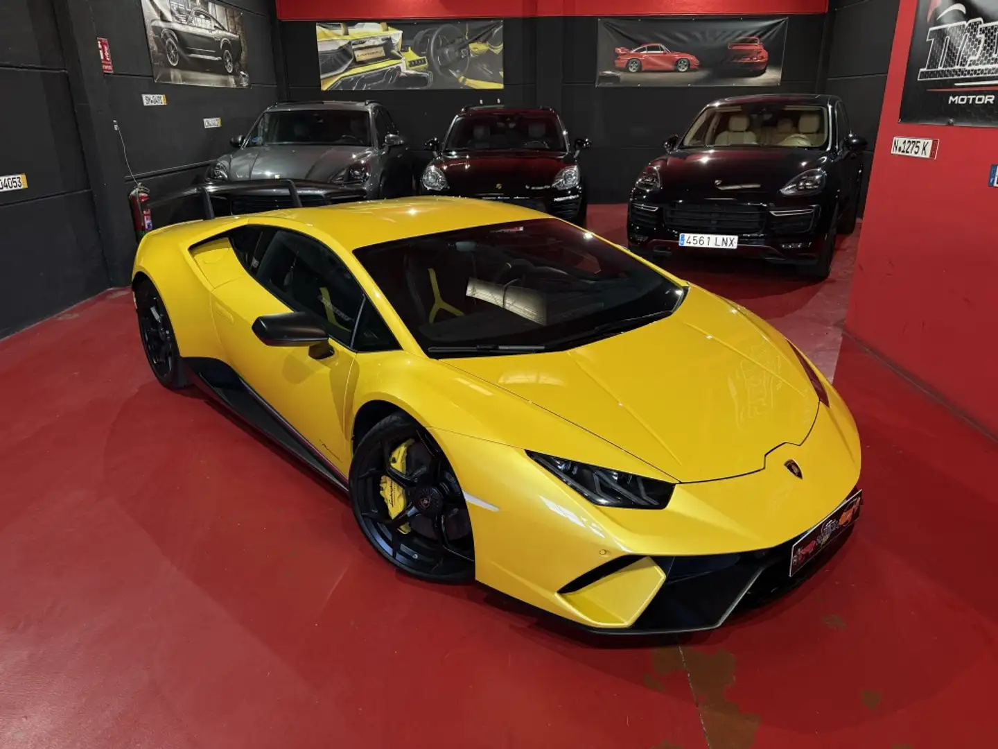 Lamborghini Huracán LP 640-4 Performante Amarillo - 2