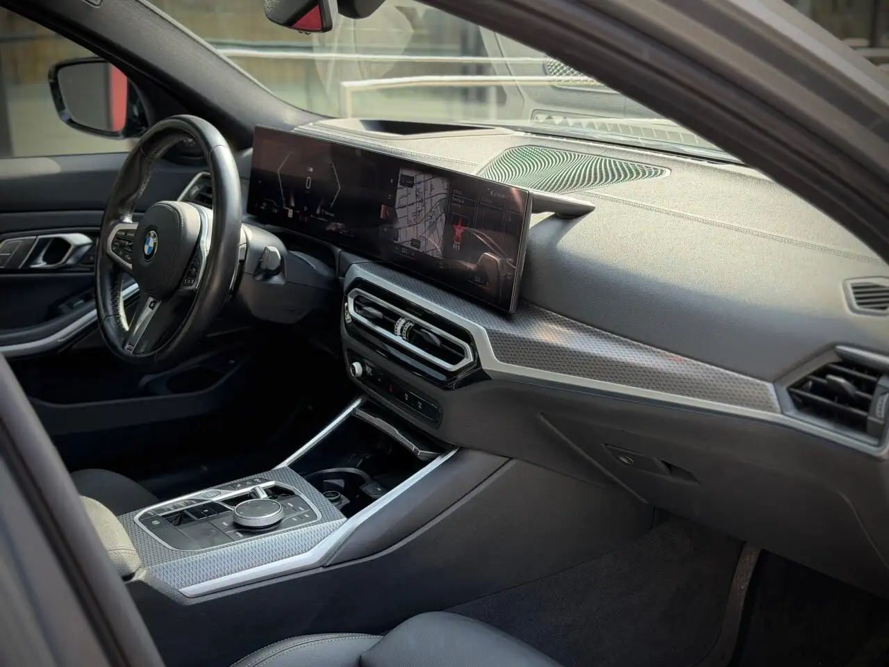 BMW 3 Series снимка BMW 3 Series
