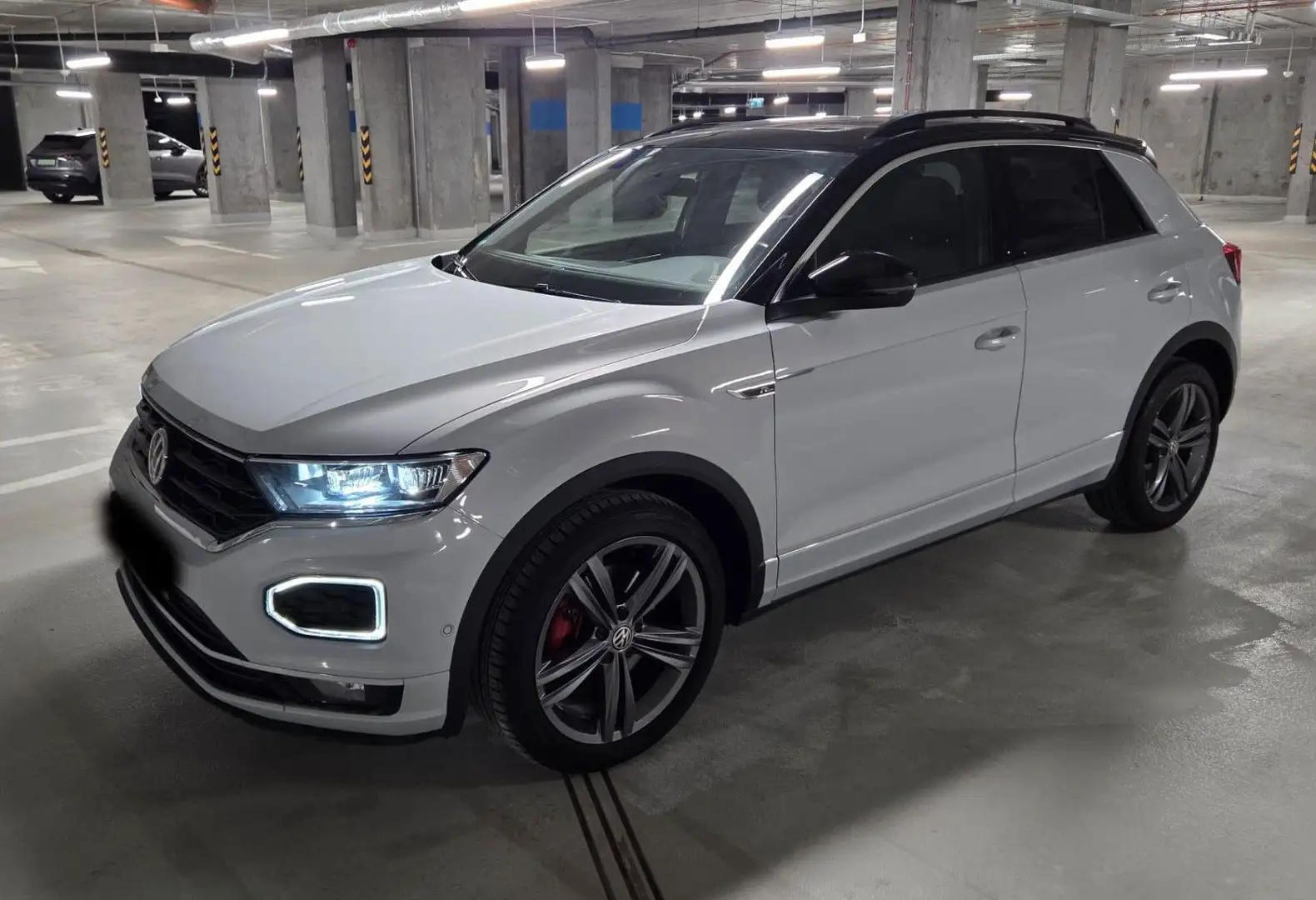 Volkswagen T-Roc Sport R-Line Silber - 1