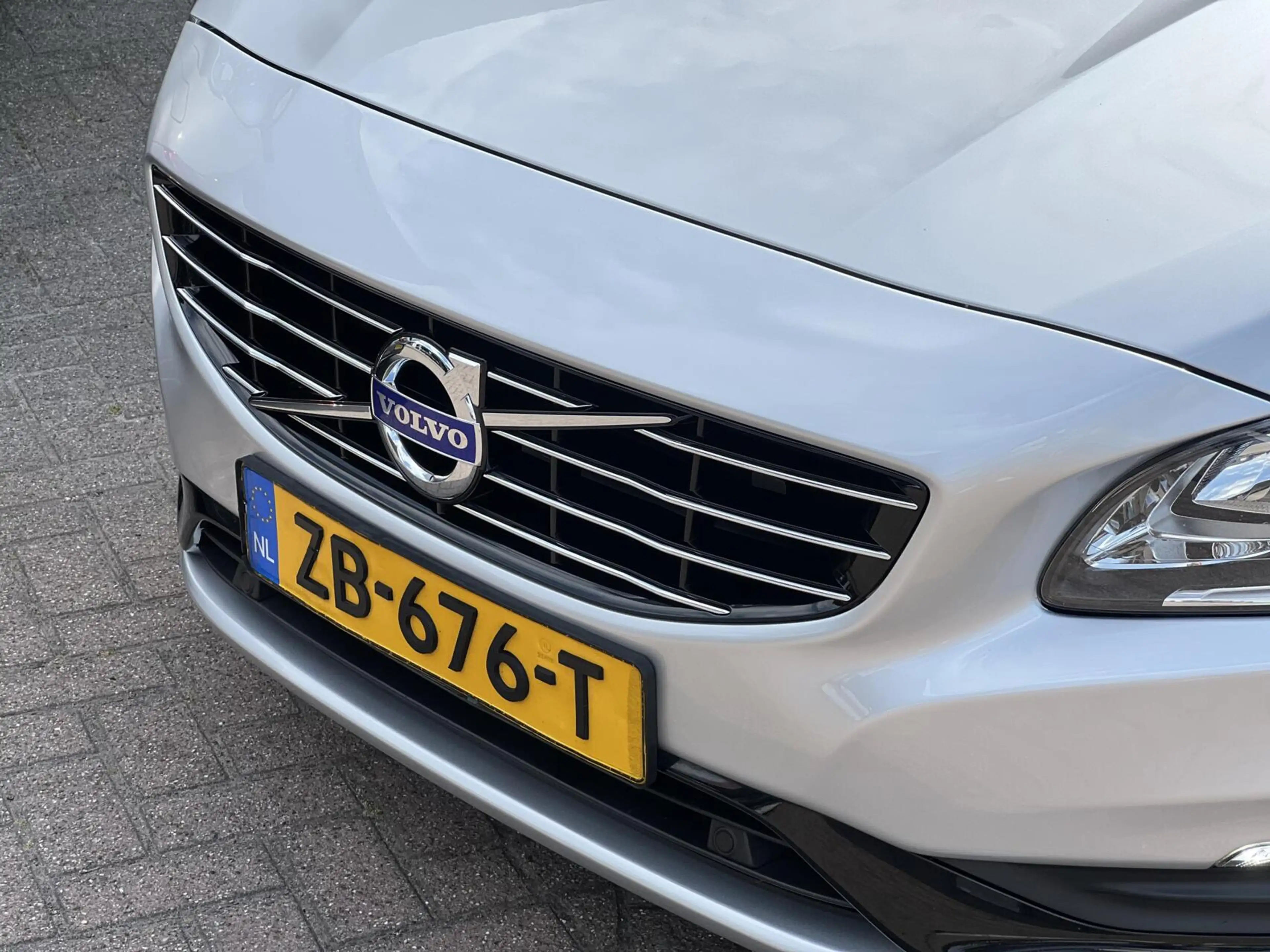 Volvo S60 1.5 T2 Polar+ Dynamic Airco Cruise Dak Leder NAP — photo 5