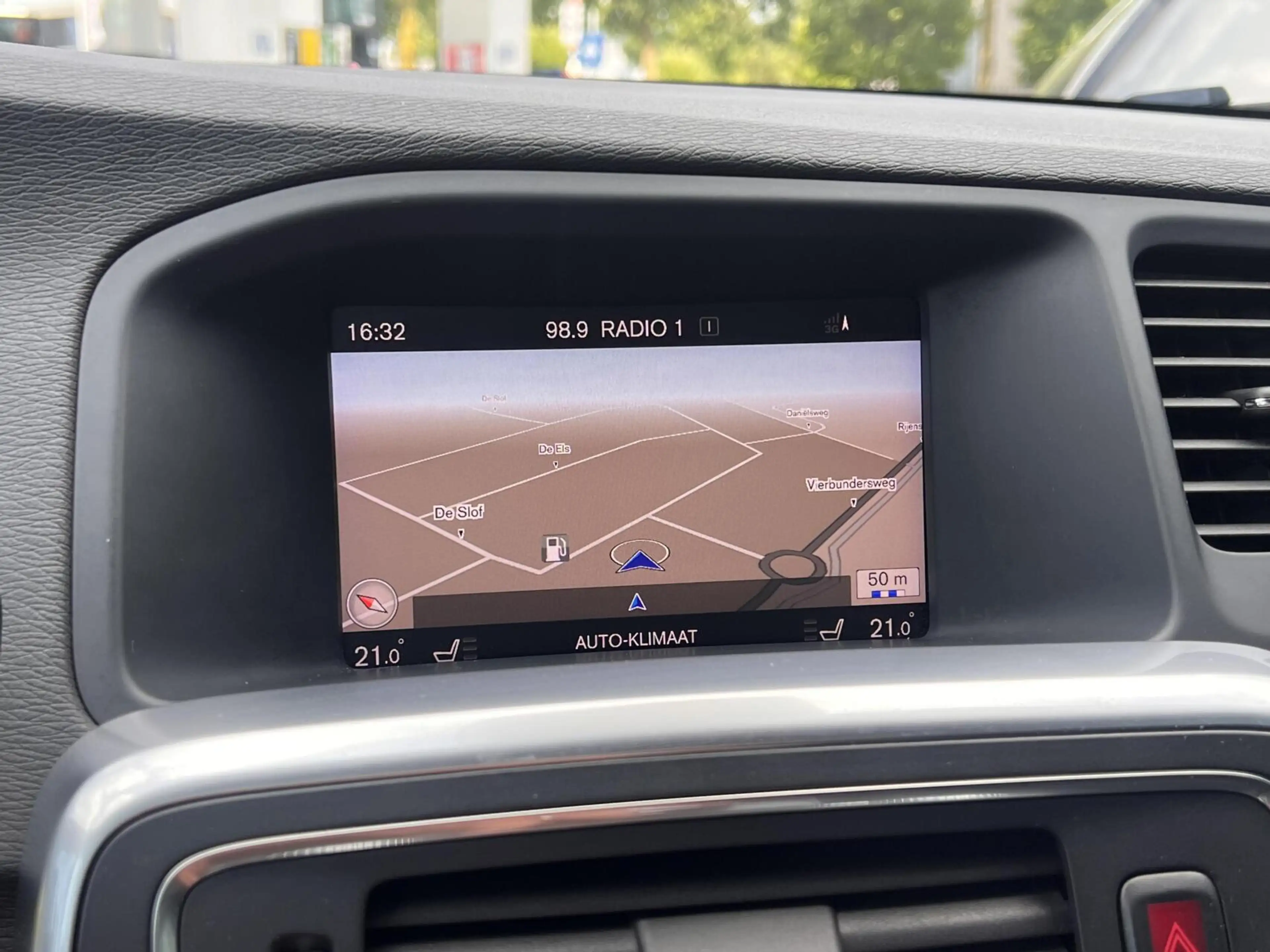 Volvo S60 1.5 T2 Polar+ Dynamic Airco Cruise Dak Leder NAP — photo 32