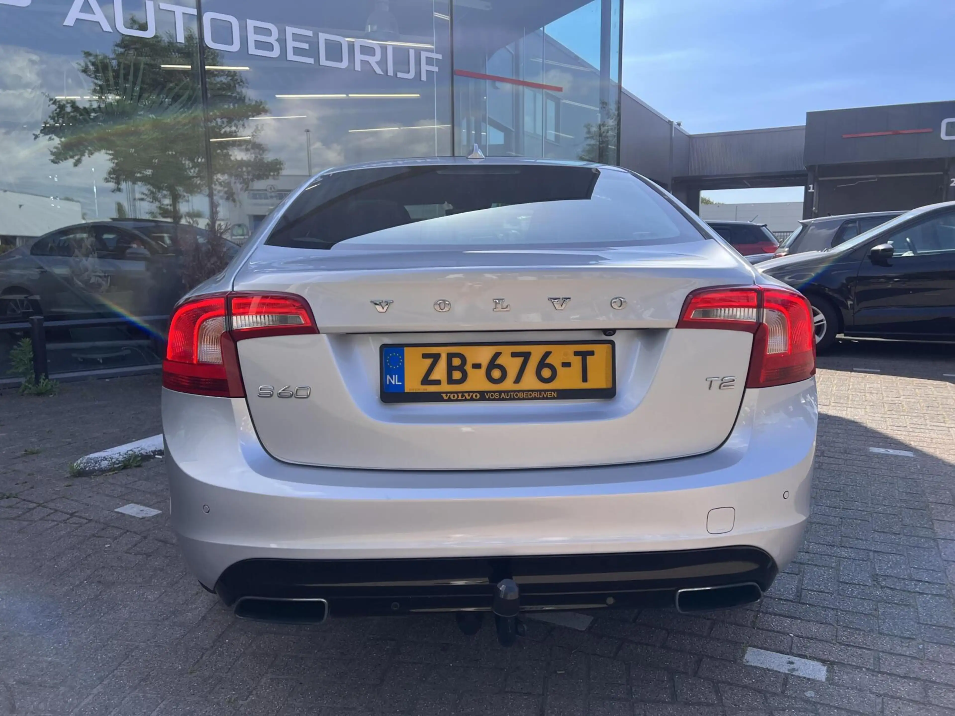 Volvo S60 1.5 T2 Polar+ Dynamic Airco Cruise Dak Leder NAP — photo 20