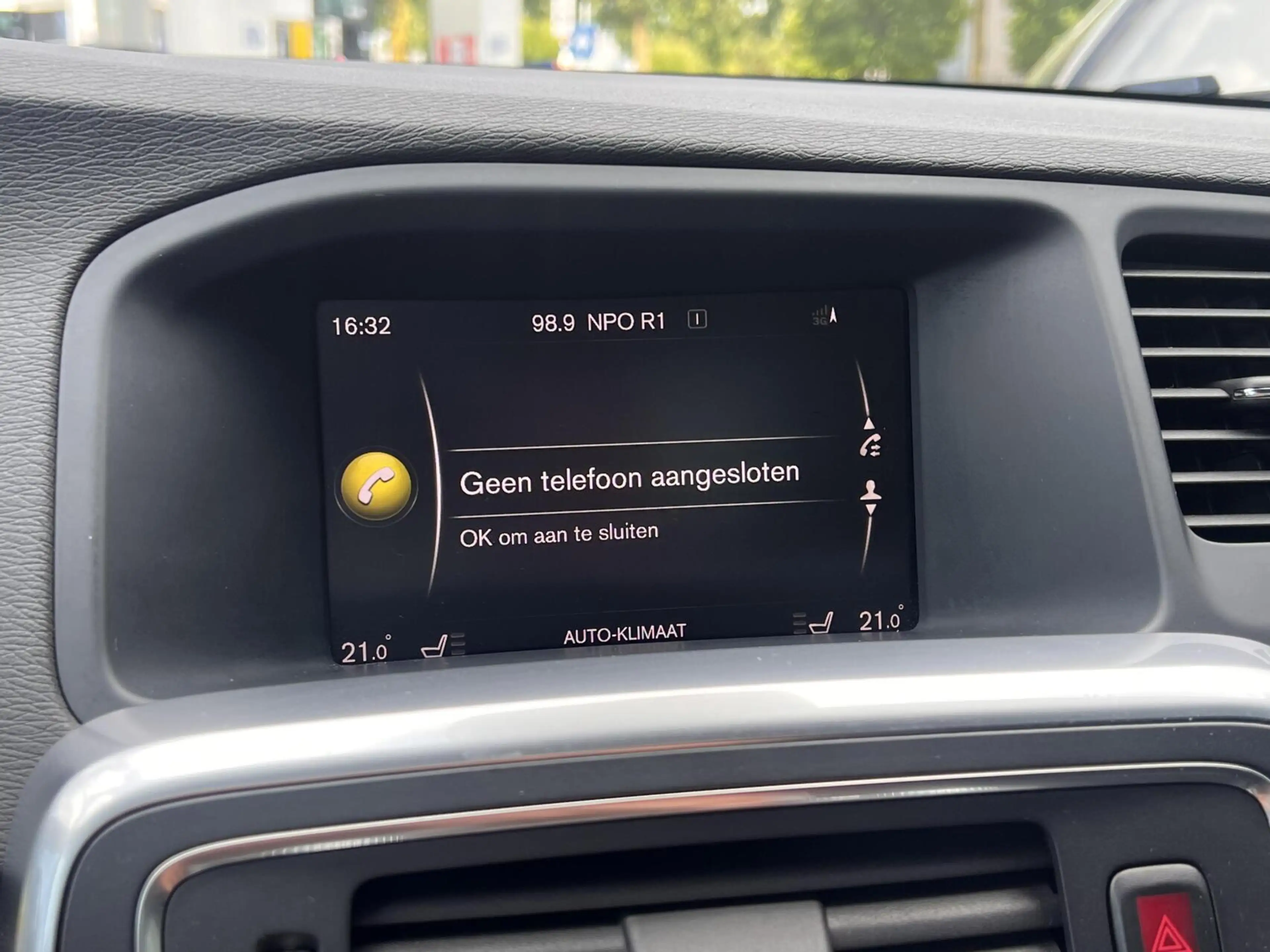 Volvo S60 1.5 T2 Polar+ Dynamic Airco Cruise Dak Leder NAP — photo 31