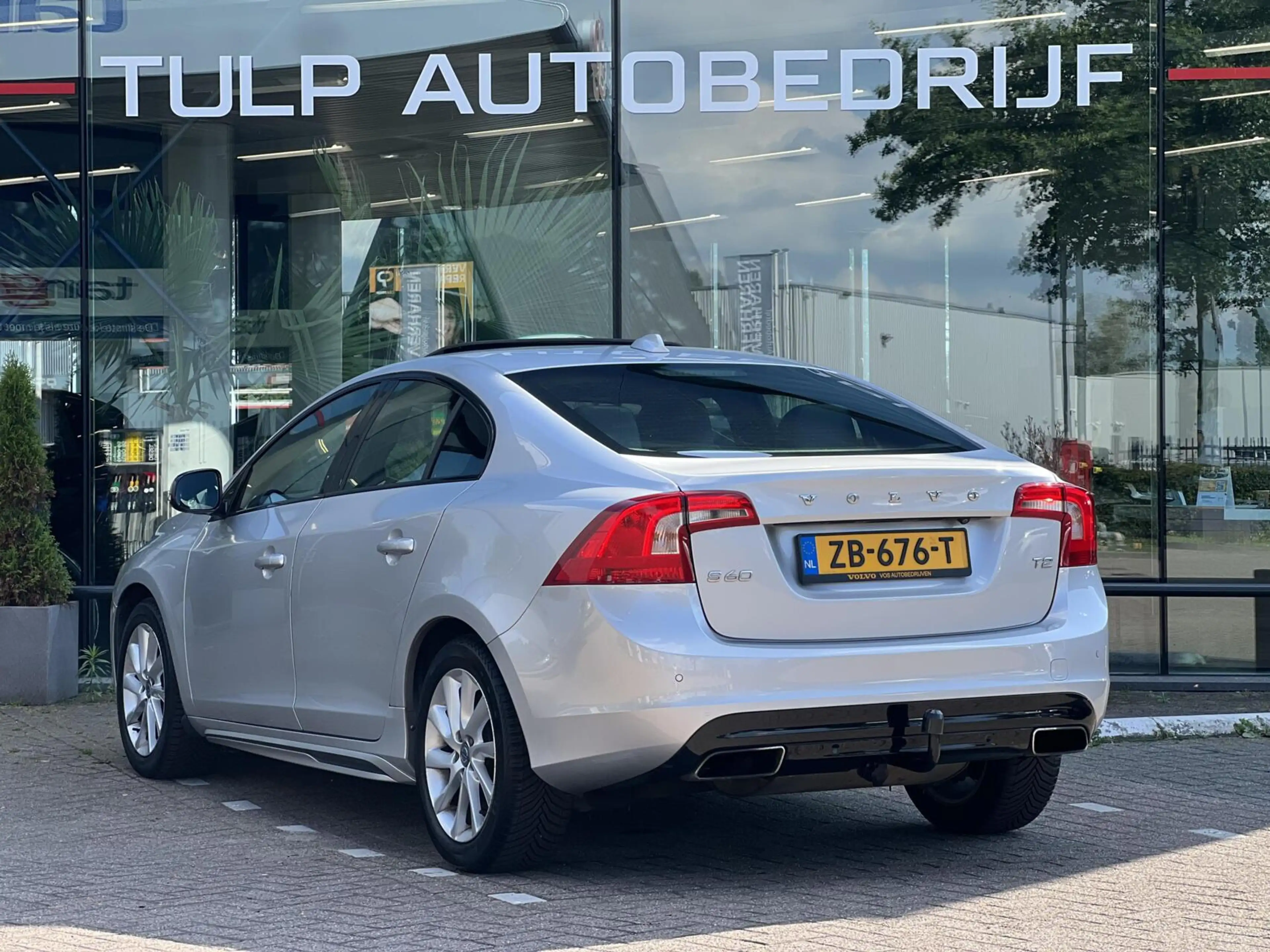 Volvo S60 1.5 T2 Polar+ Dynamic Airco Cruise Dak Leder NAP — photo 14