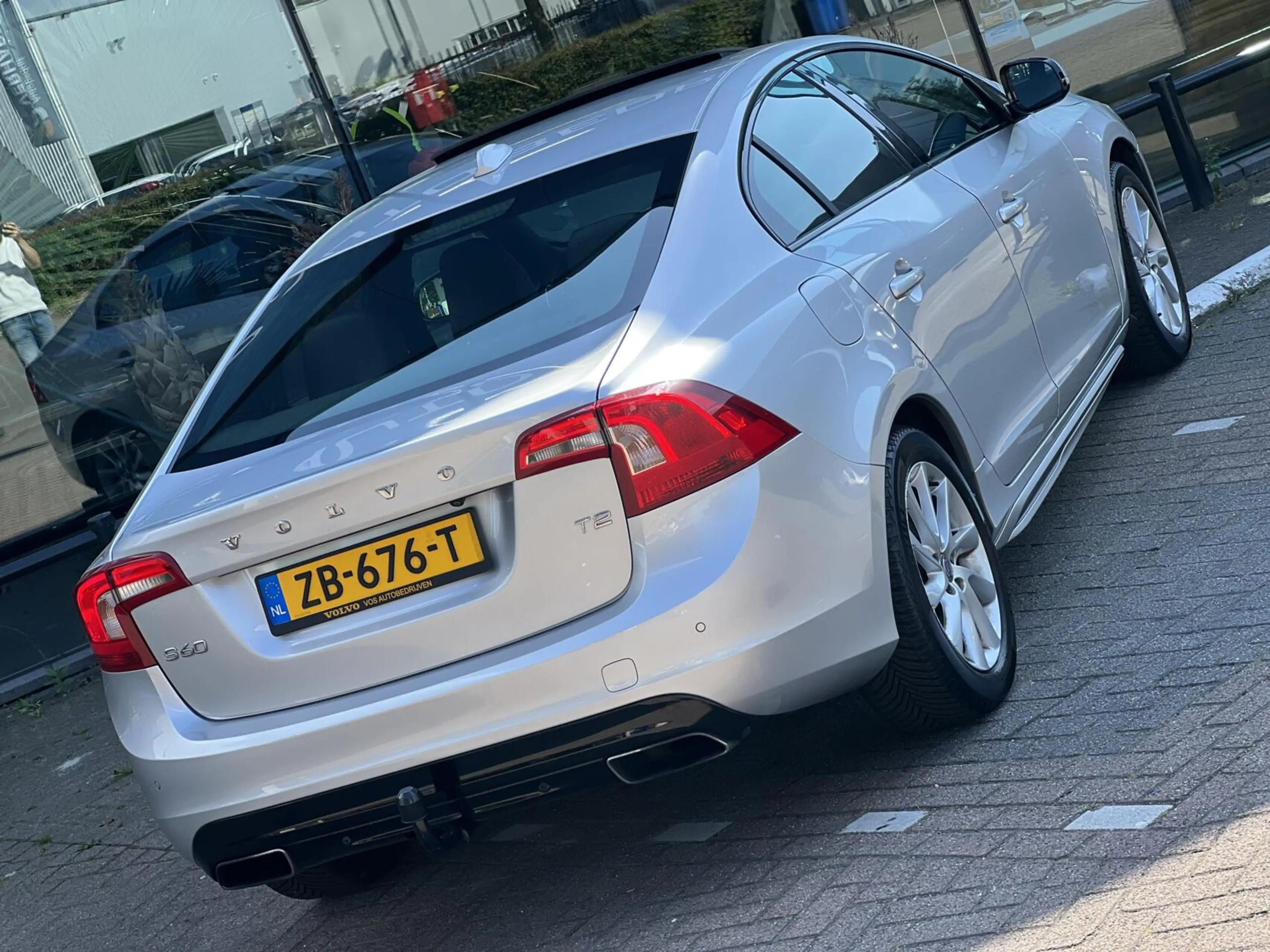 Volvo S60 1.5 T2 Polar+ Dynamic Airco Cruise Dak Leder NAP — photo 19