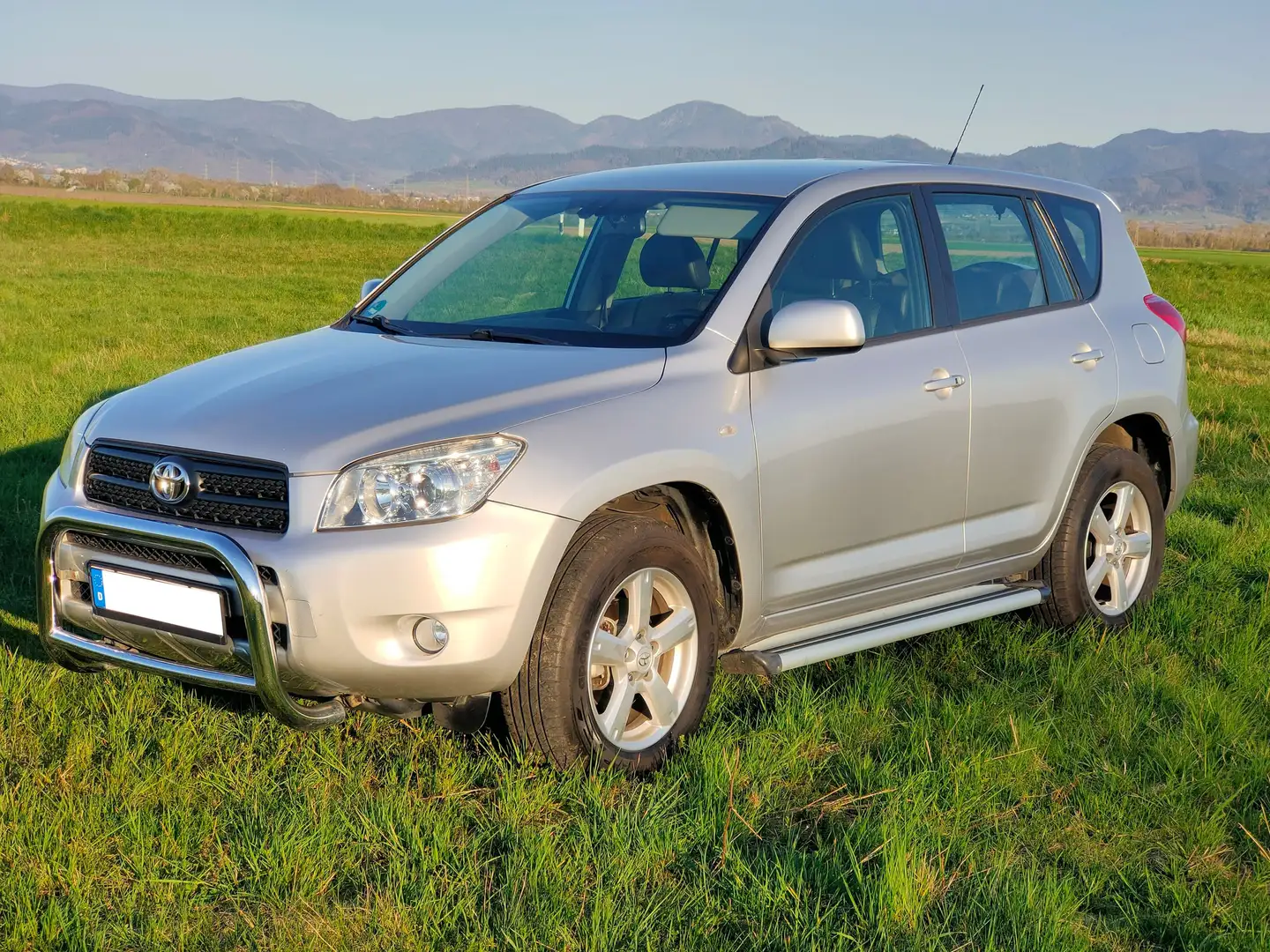 Toyota RAV 4 RAV 4 2.0 4x4 AutomatikExecutive Argintiu - 2