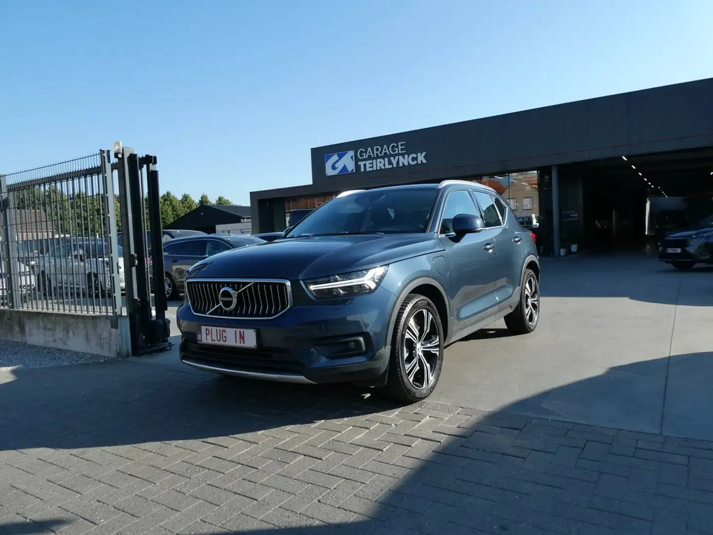 VOLVO Xc40