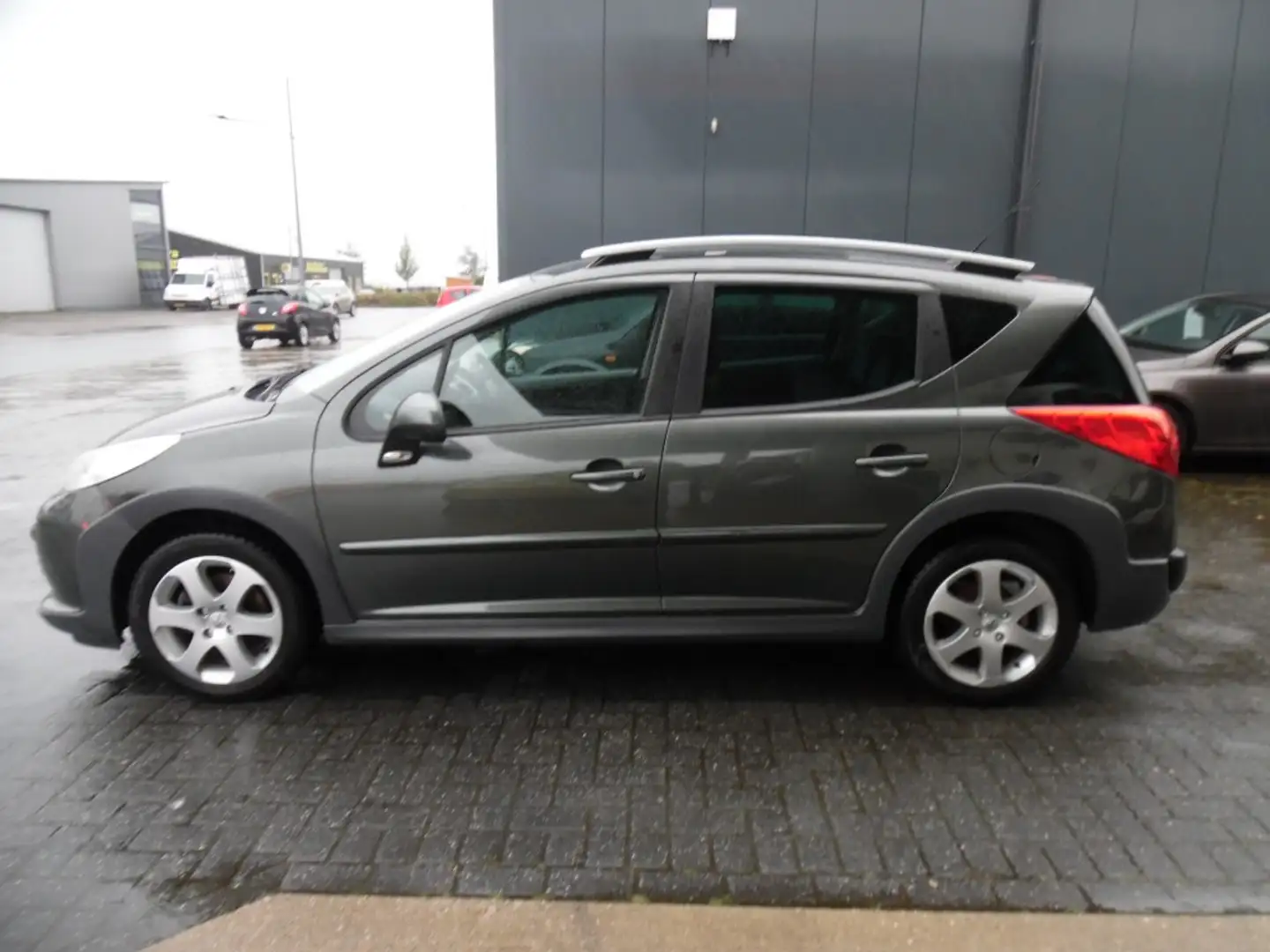 Peugeot 207 1.6 VTI SUBLIME Gris - 2