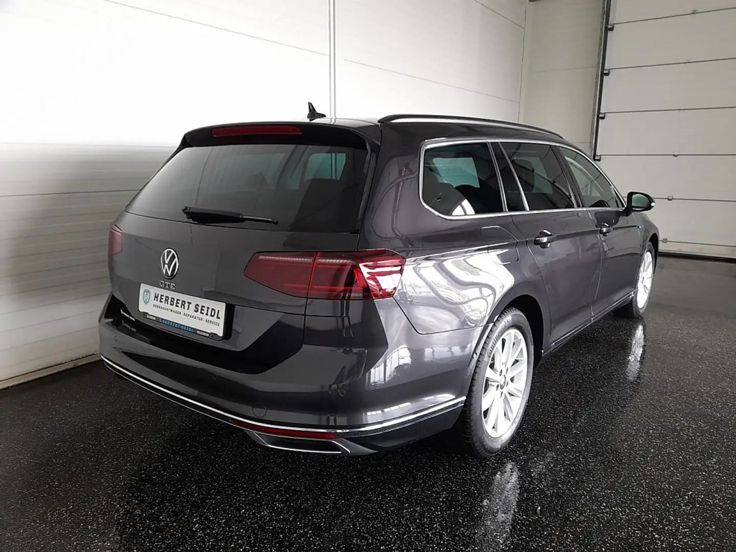 Volkswagen Passat Variant GTE PHEV DSG *MATRIX-LED / 17 ZOLL / NAVI / ACC... Grau - 2