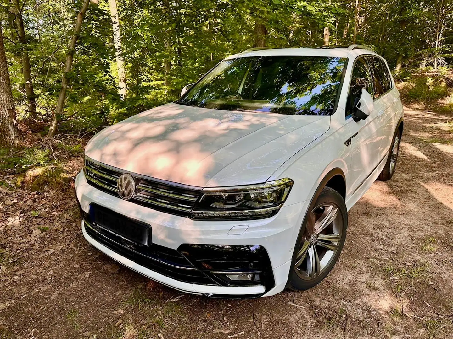 Volkswagen Tiguan 2.0 TSI 4Motion DSG OPF Highline Weiß - 1