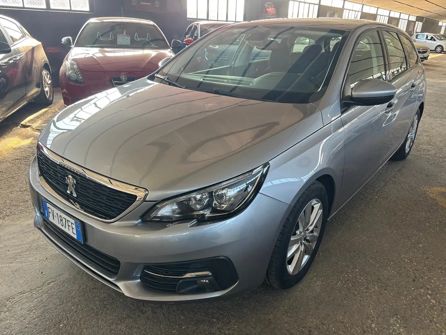 Peugeot 308 SW 1.5 bluehdi Business 2019 Grigio - 1