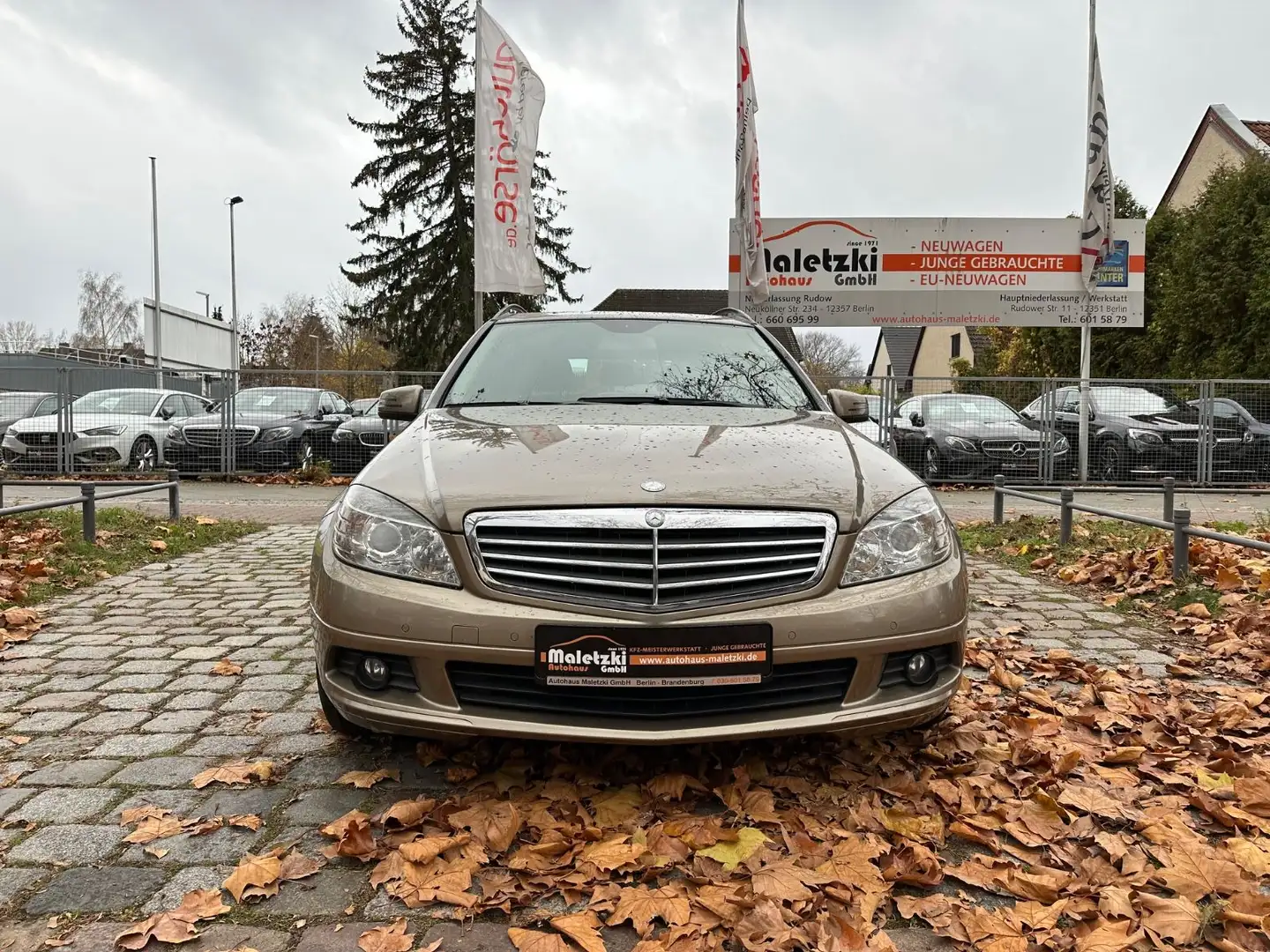 Mercedes-Benz C 180 T CGI BlueEfficiency*PDC*Automatik*SHZ* Beige - 2