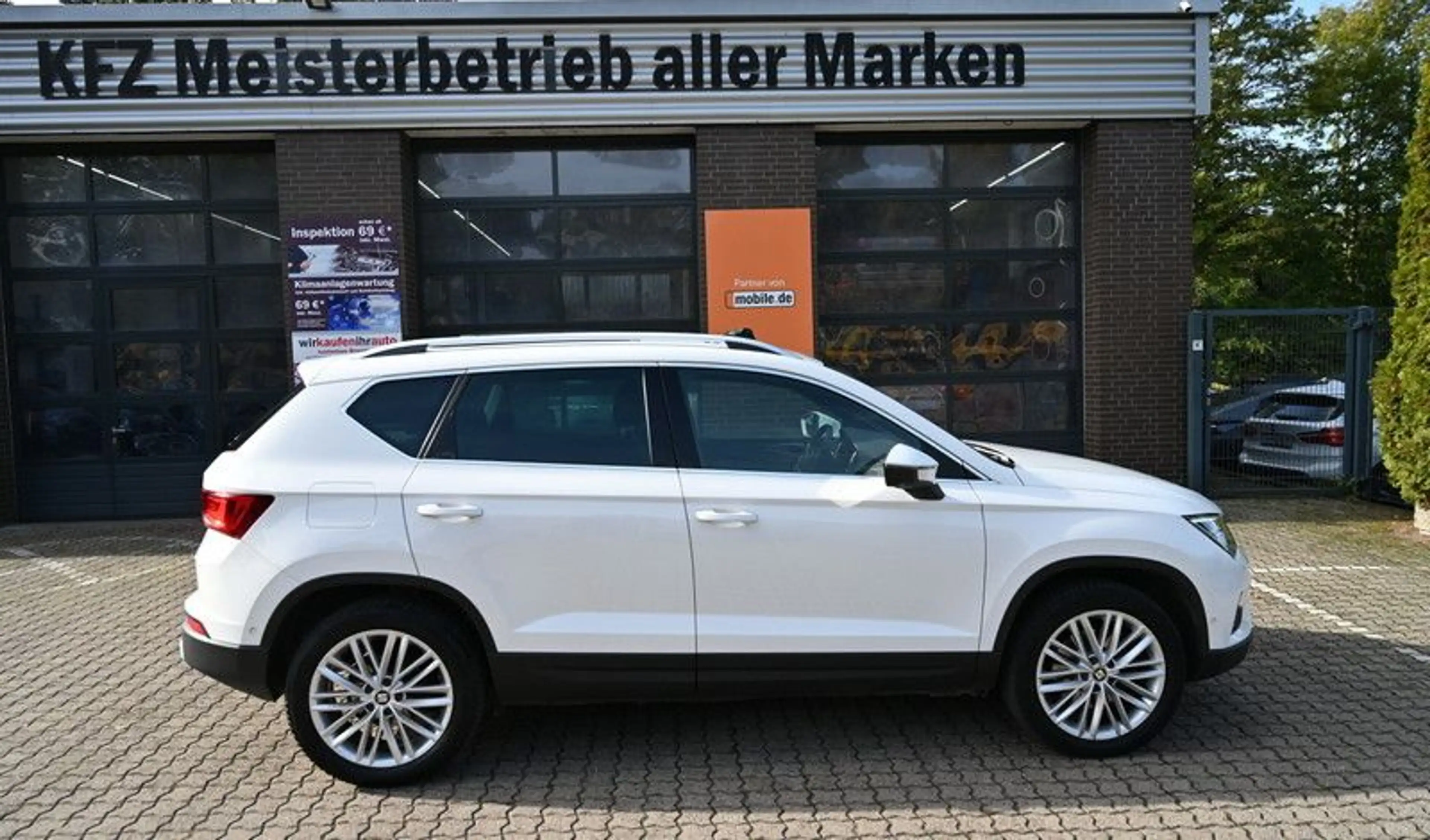 SEAT Ateca 2.0 TSI Xcellence 4Drive Navi Standh Pano — photo 6