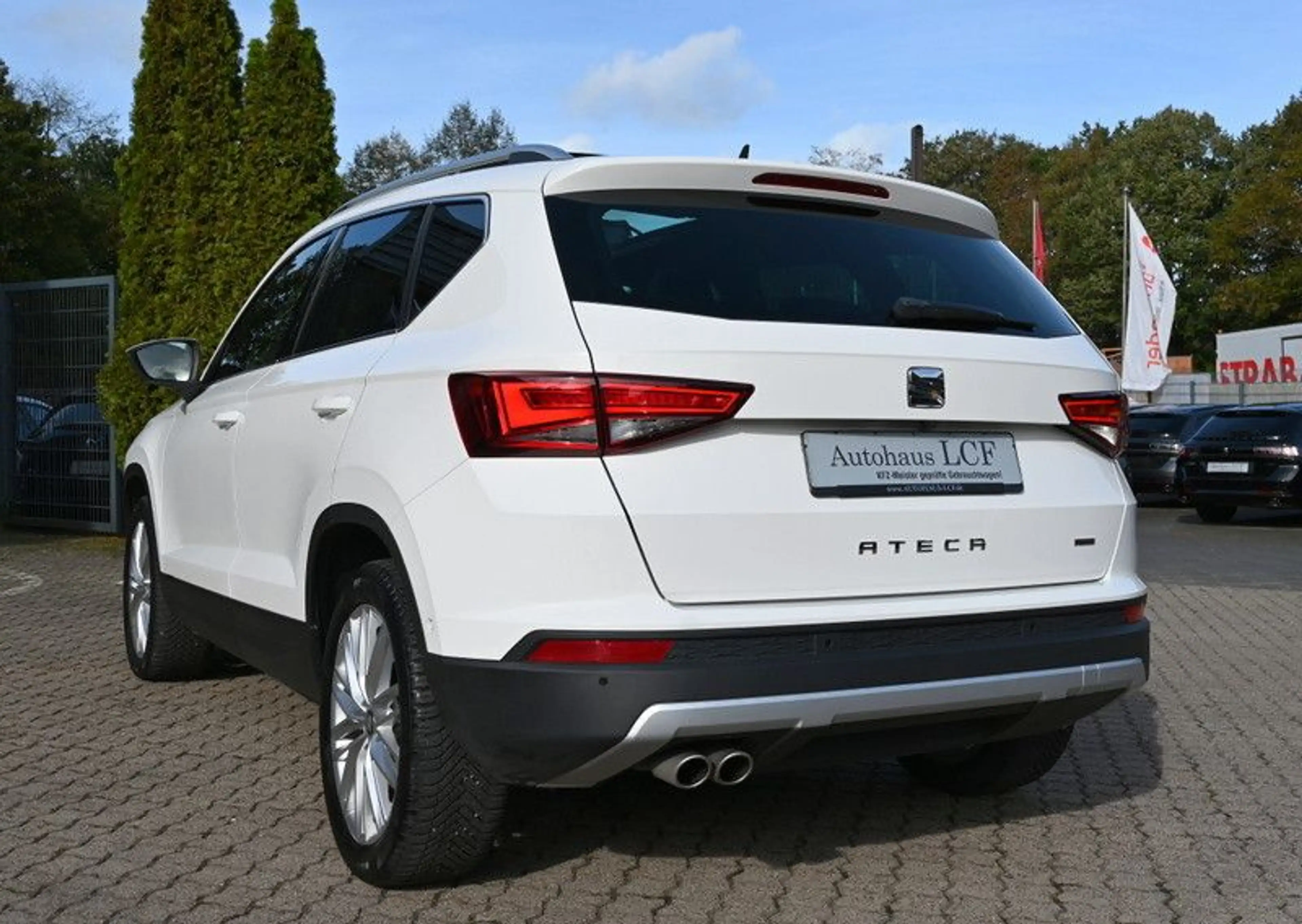 SEAT Ateca 2.0 TSI Xcellence 4Drive Navi Standh Pano — photo 9