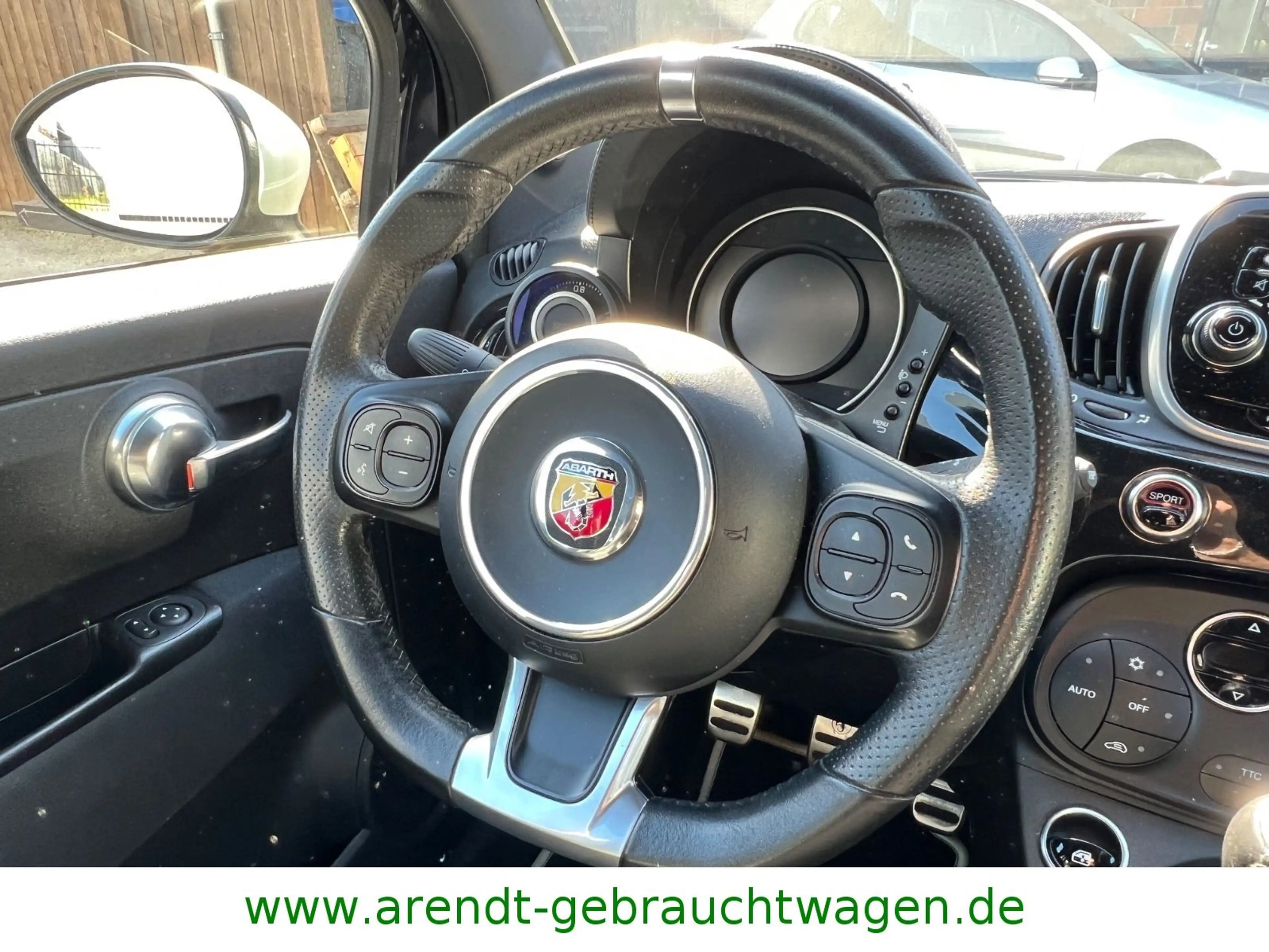 Abarth 595 — photo 11