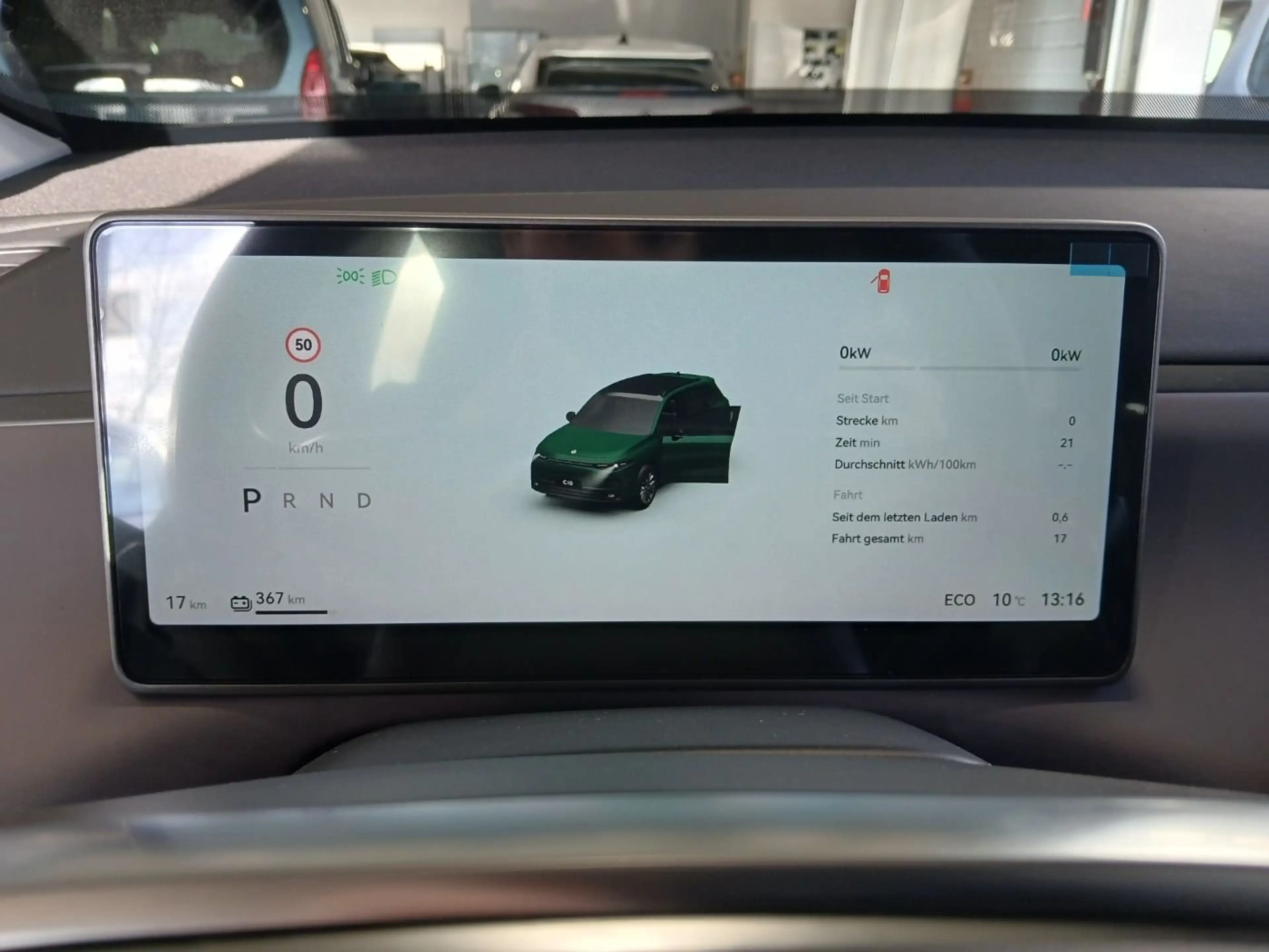 Leapmotor C10 BEV Design 69,9 kWh — photo 13