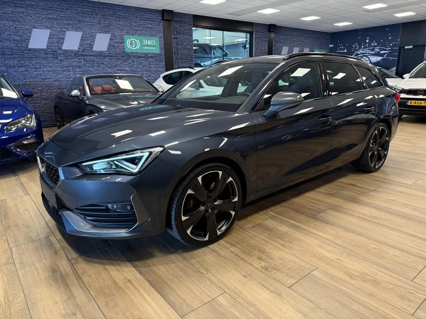 CUPRA Leon Sportstourer 1.4 TSI eHybrid VZ PHEV |Business|ACC Grau - 2
