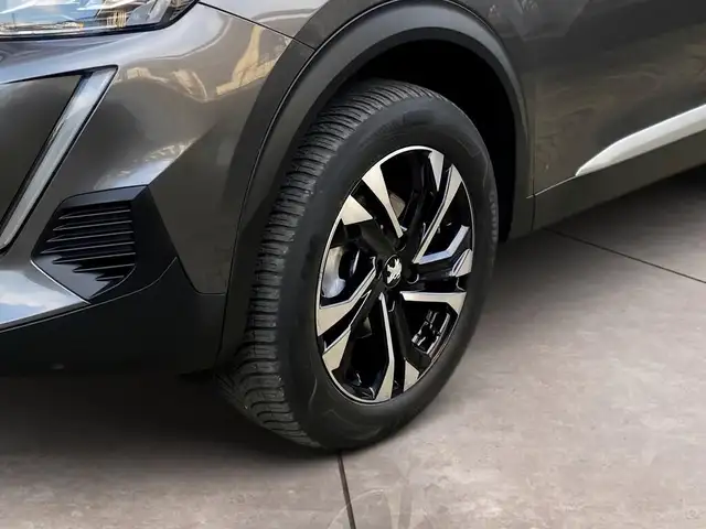 Peugeot 2008 view 15
