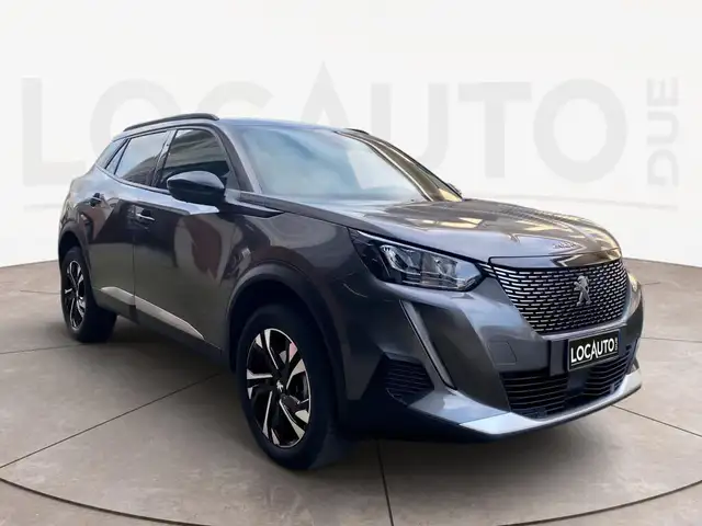 Peugeot 2008 view 3