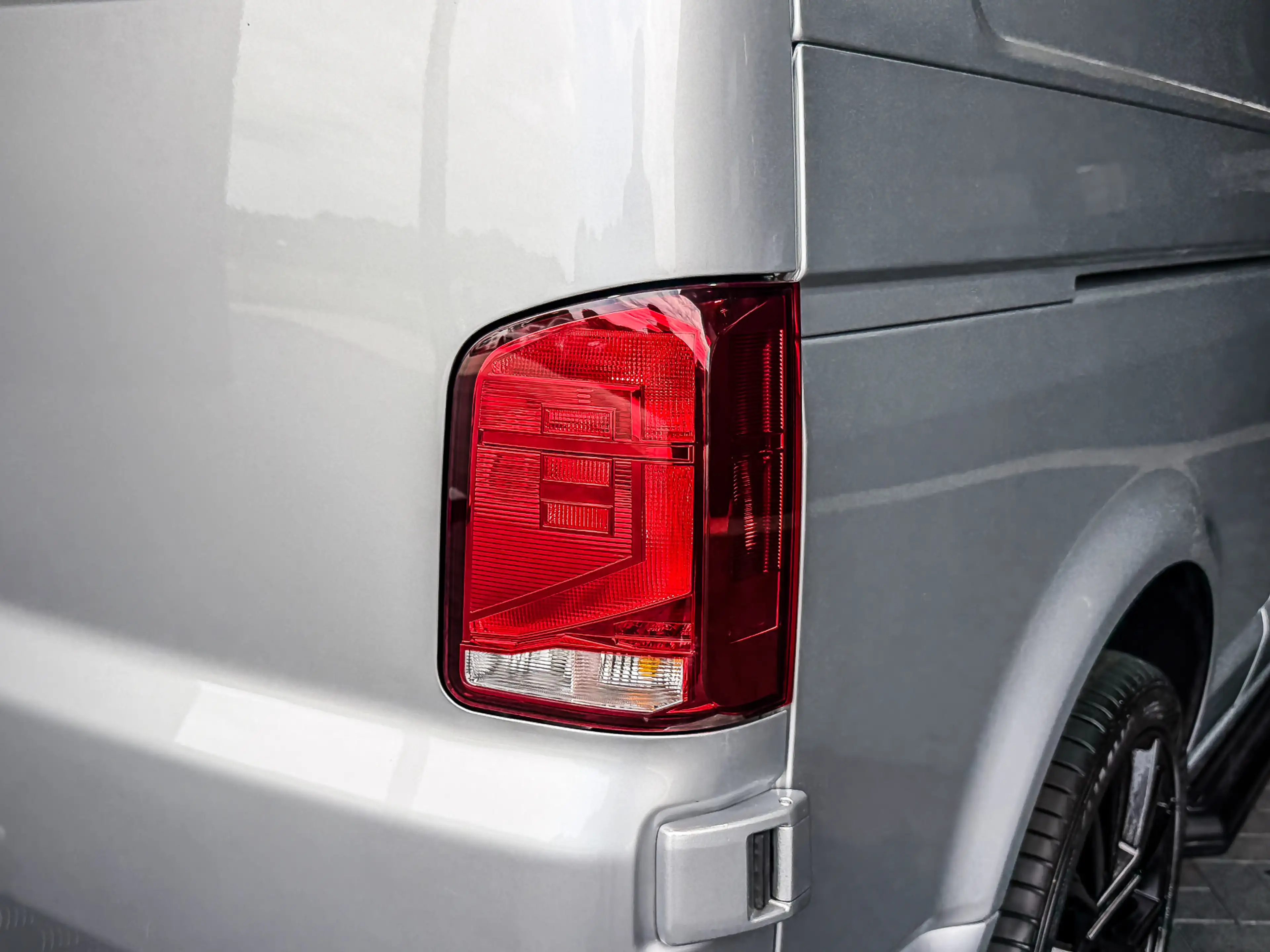 Volkswagen T6.1 Transporter 2.0 TDI 150PK DSG L2H1 Marge incl. BTW en BPM | CA — photo 47
