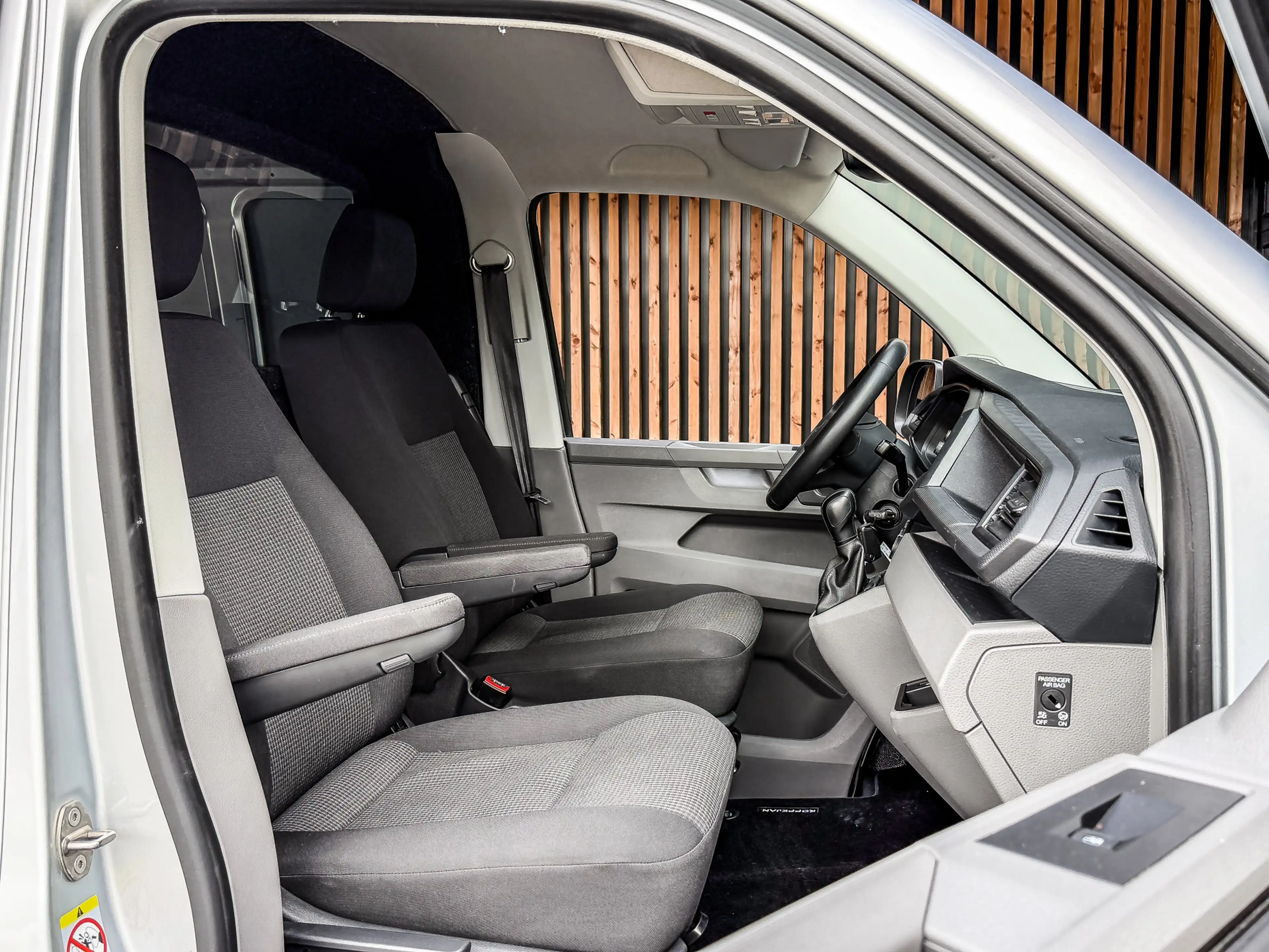 Volkswagen T6.1 Transporter 2.0 TDI 150PK DSG L2H1 Marge incl. BTW en BPM | CA — photo 15