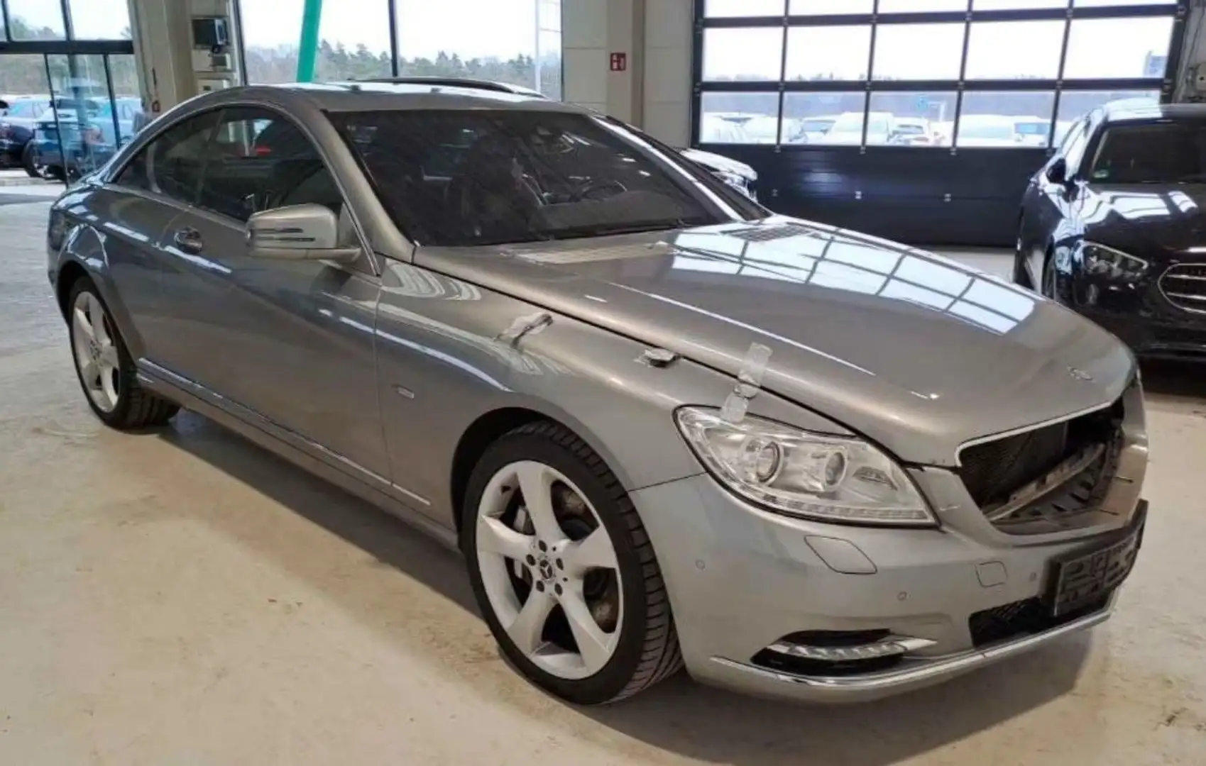 Mercedes-Benz CL 500 4MATIC BlueEFFICIENCY Distronic H&K Alarm Plateado - 2