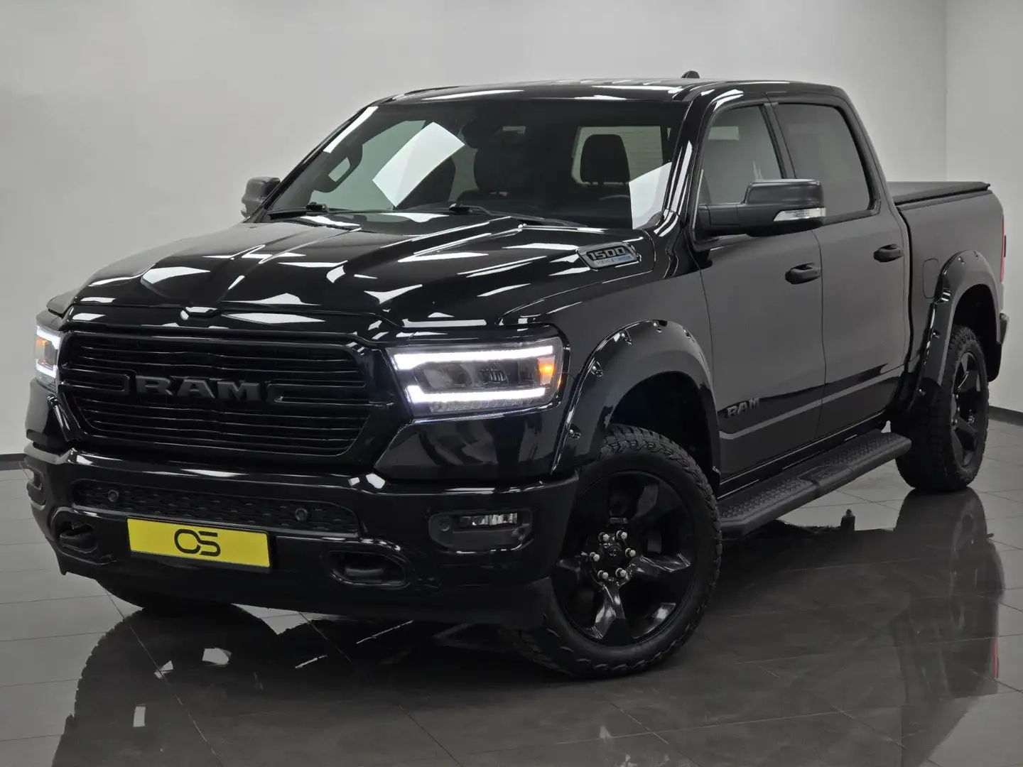 Dodge RAM 5.7 V8 HEMI 4x4 *Built to Serve* Offroad LED Schwarz - 2
