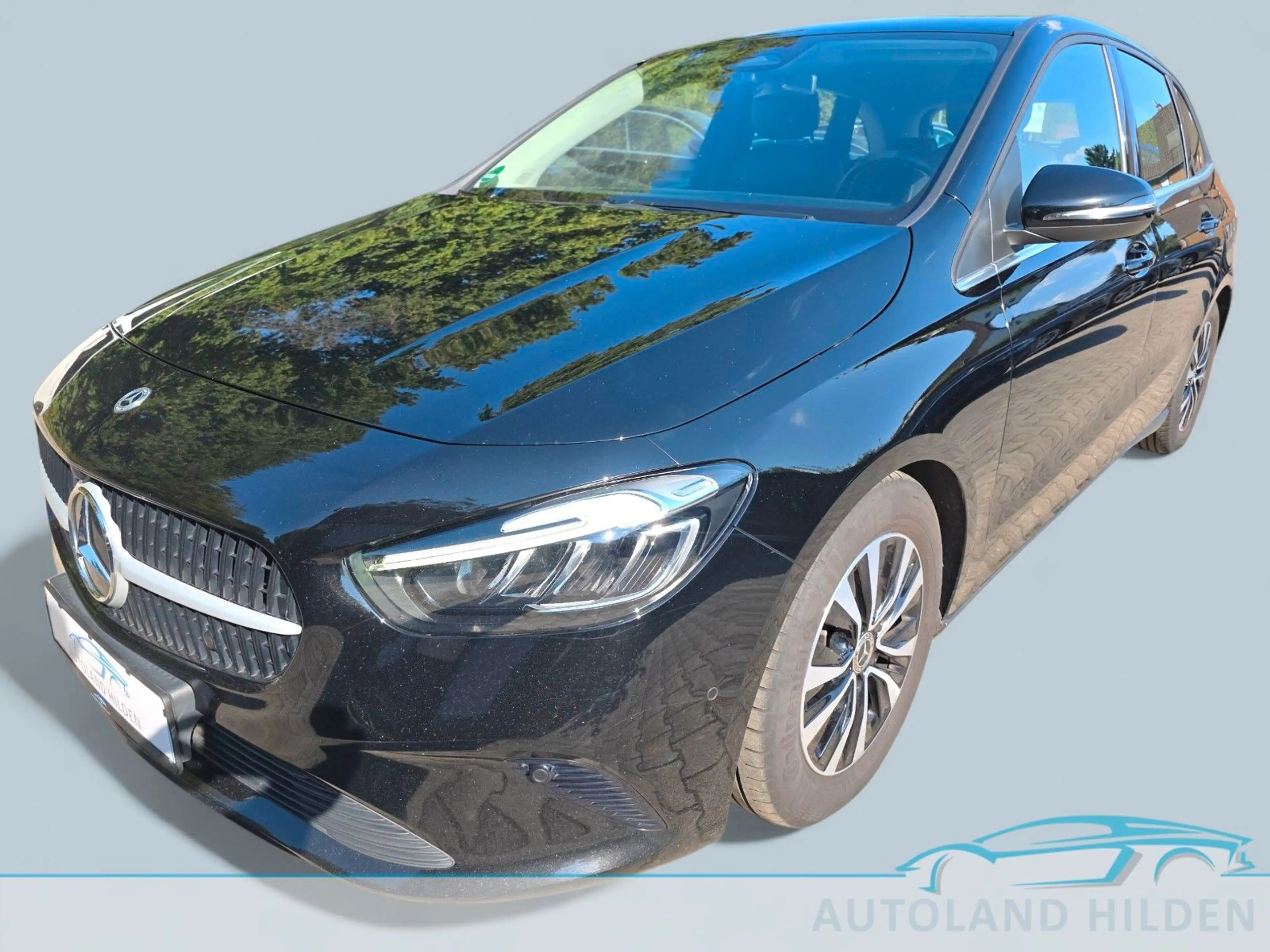 Mercedes-Benz B 180 d 8G-DCT 2.0 Automatik/Kamera/LED/1 Hand — photo 3