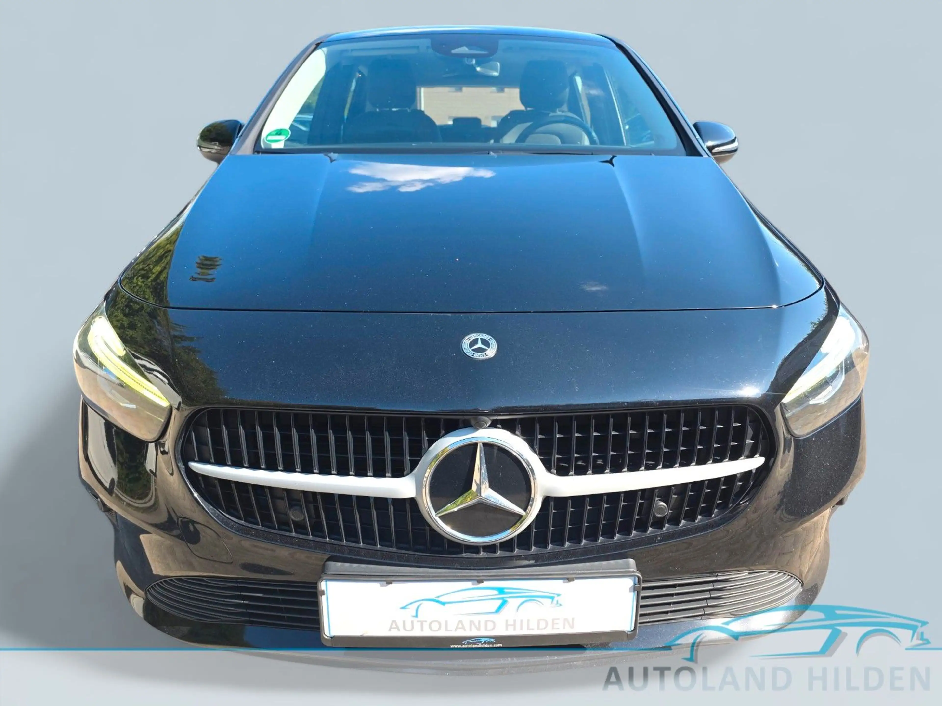 Mercedes-Benz B 180 d 8G-DCT 2.0 Automatik/Kamera/LED/1 Hand — photo 2