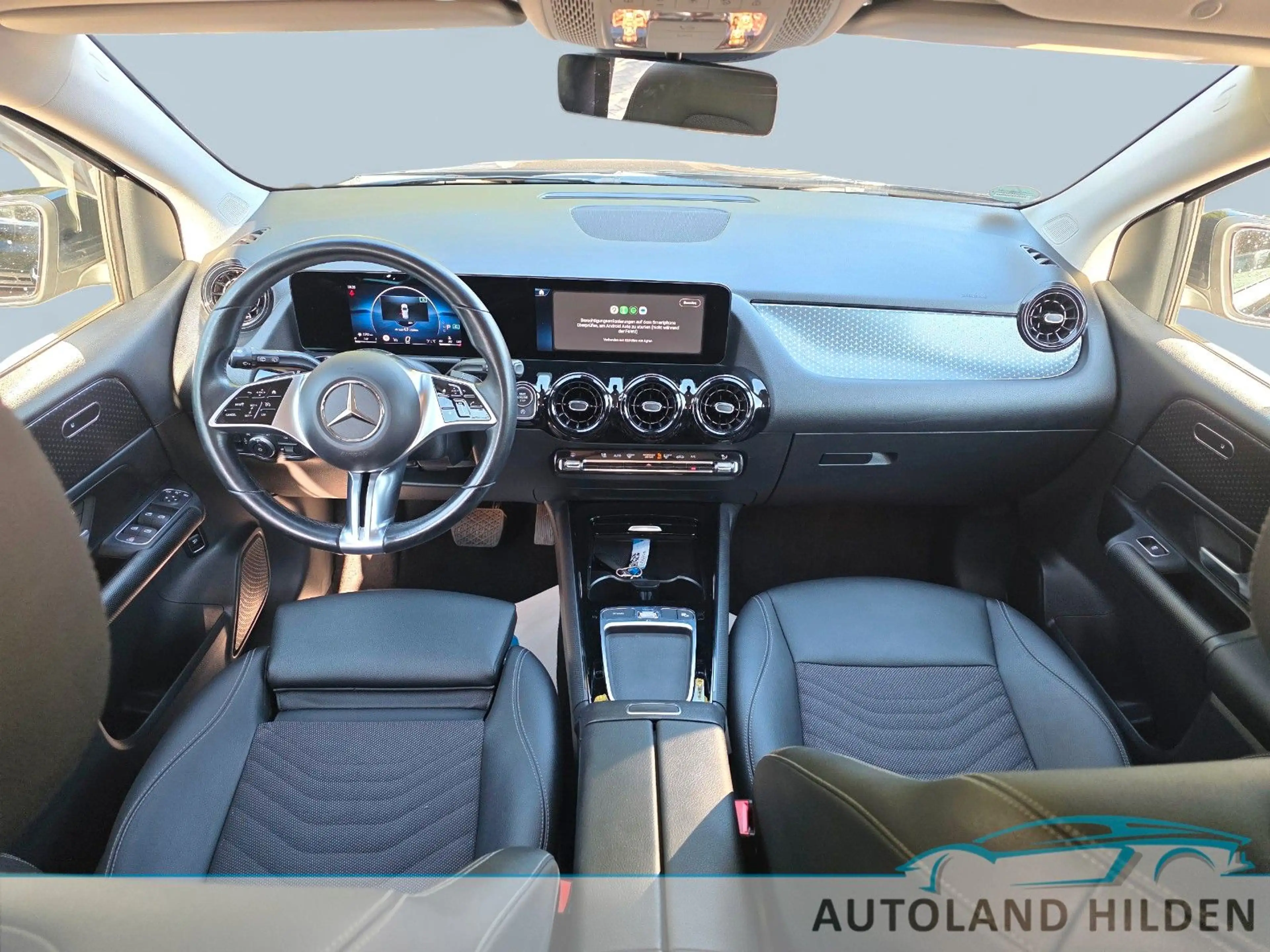 Mercedes-Benz B 180 d 8G-DCT 2.0 Automatik/Kamera/LED/1 Hand — photo 14