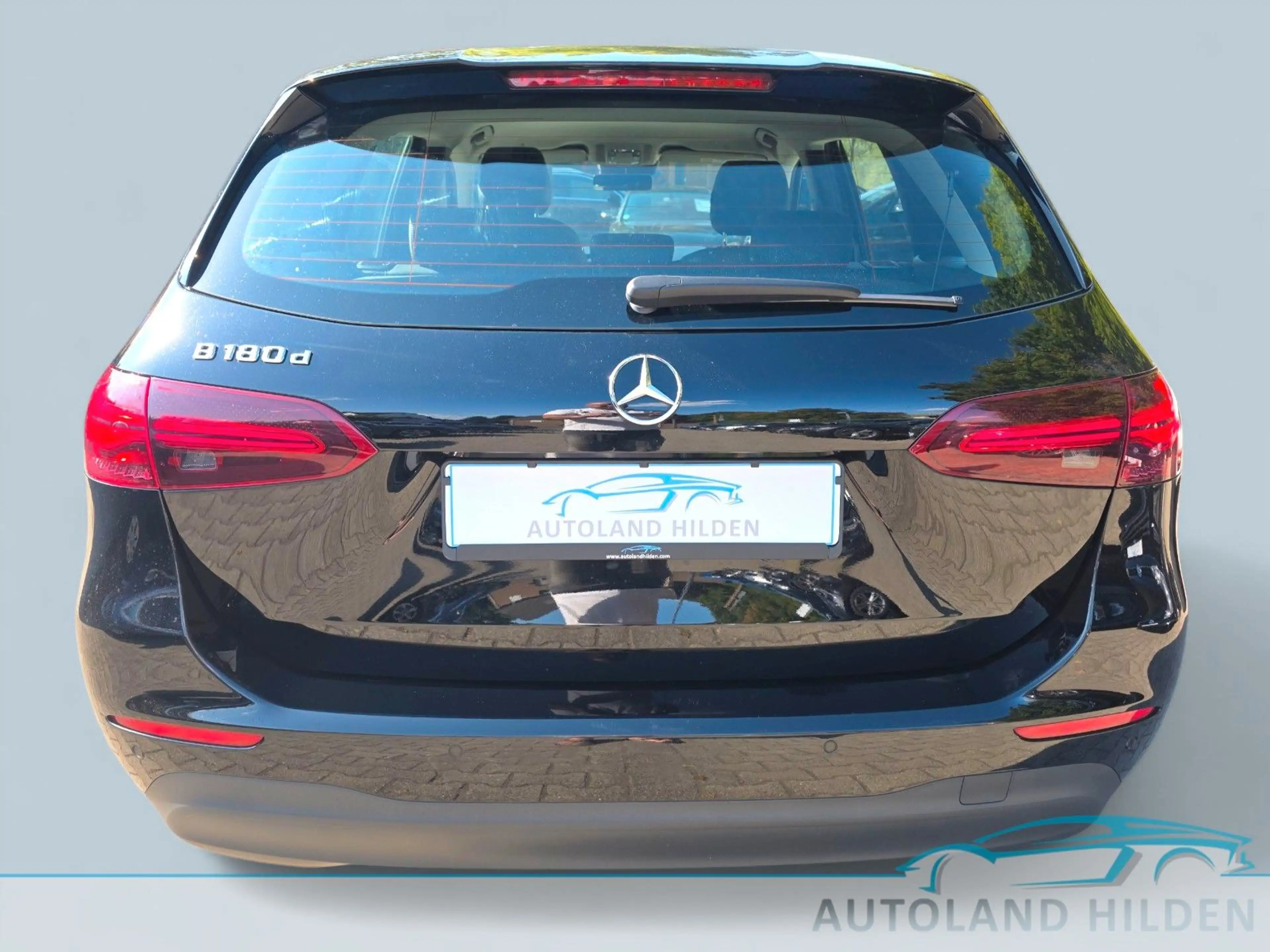 Mercedes-Benz B 180 d 8G-DCT 2.0 Automatik/Kamera/LED/1 Hand — photo 5