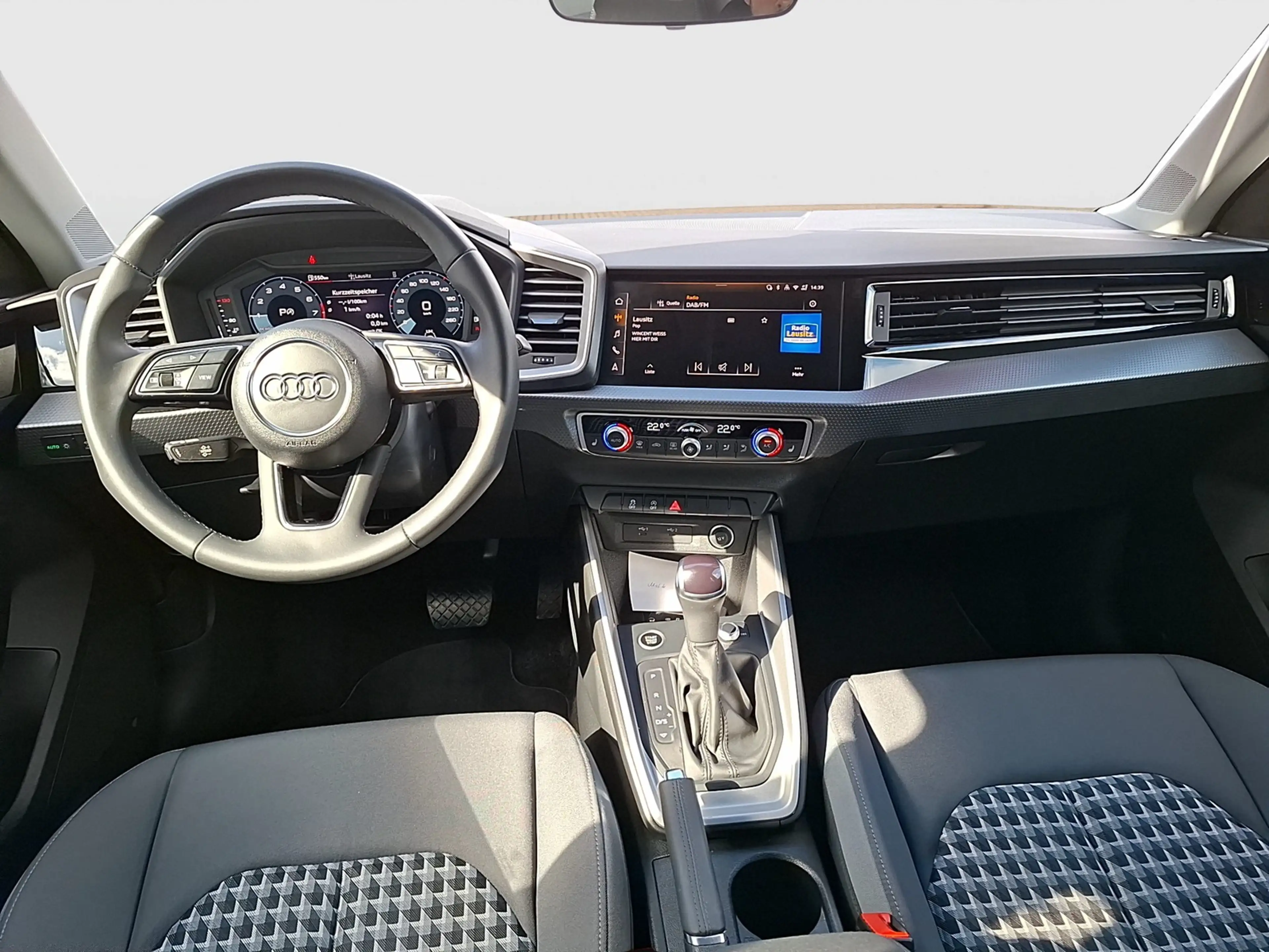 Audi A1 Sportback 30 TFSI advanced S-tronic LED APP AVC... — photo 11
