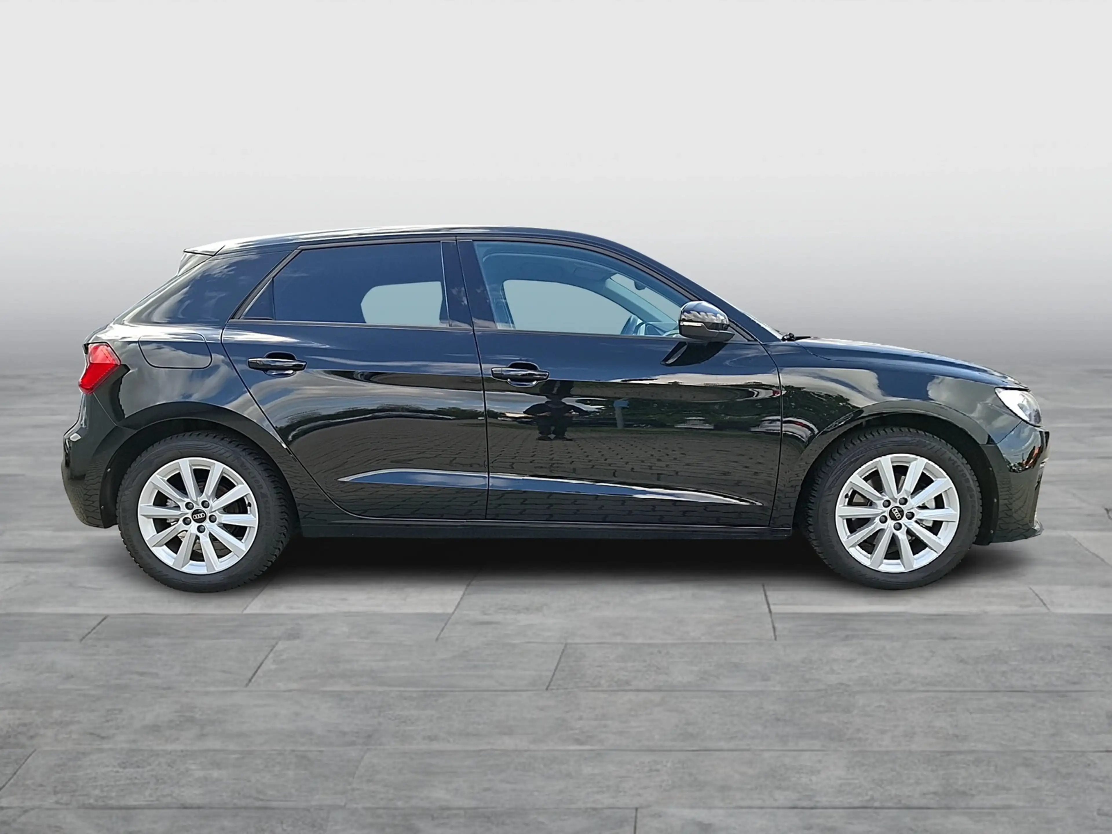Audi A1 Sportback 30 TFSI advanced S-tronic LED APP AVC... — photo 6