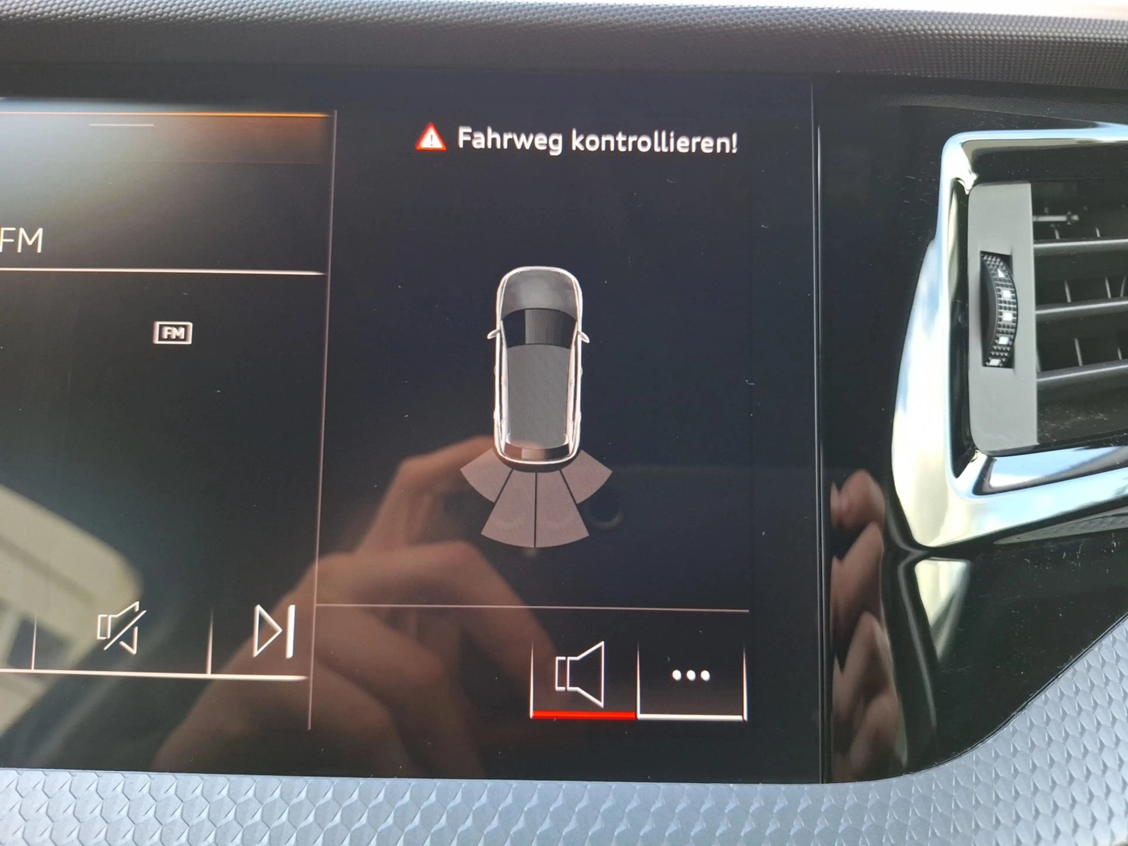 Audi A1 Sportback 30 TFSI advanced S-tronic LED APP AVC... — photo 14