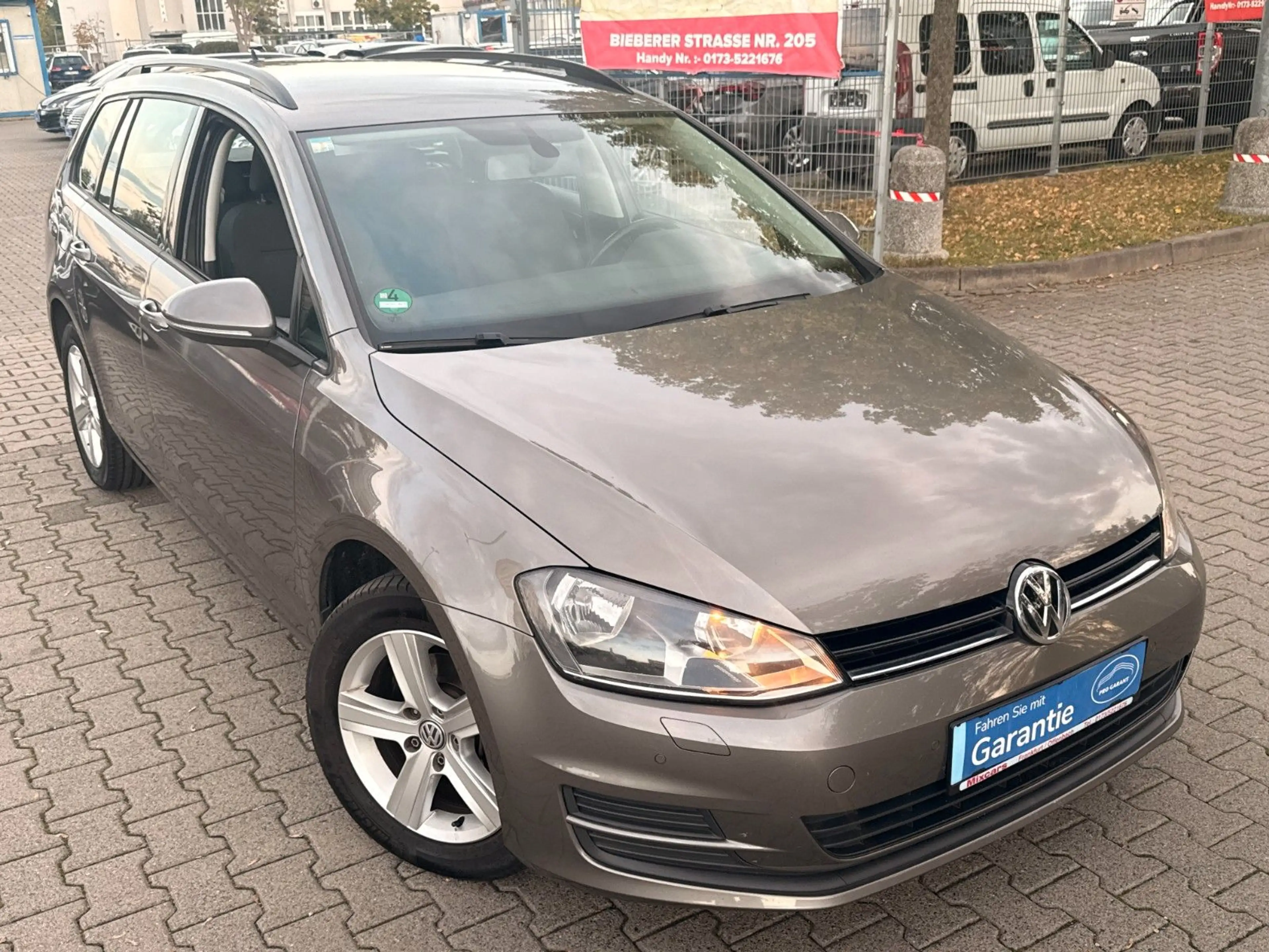 Volkswagen Golf VII 1.6 TDI DPF Variant Comfortline BMT.NAV