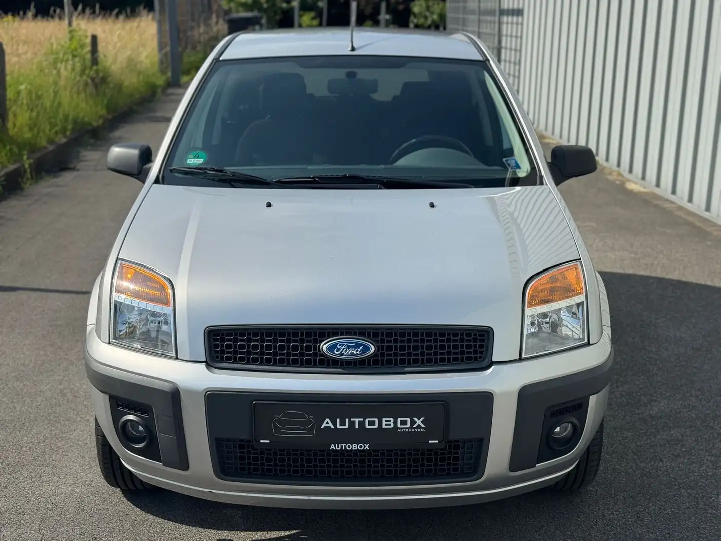 Ford Fusion 1,6 Style*KLIMA*100PS Silber - 2