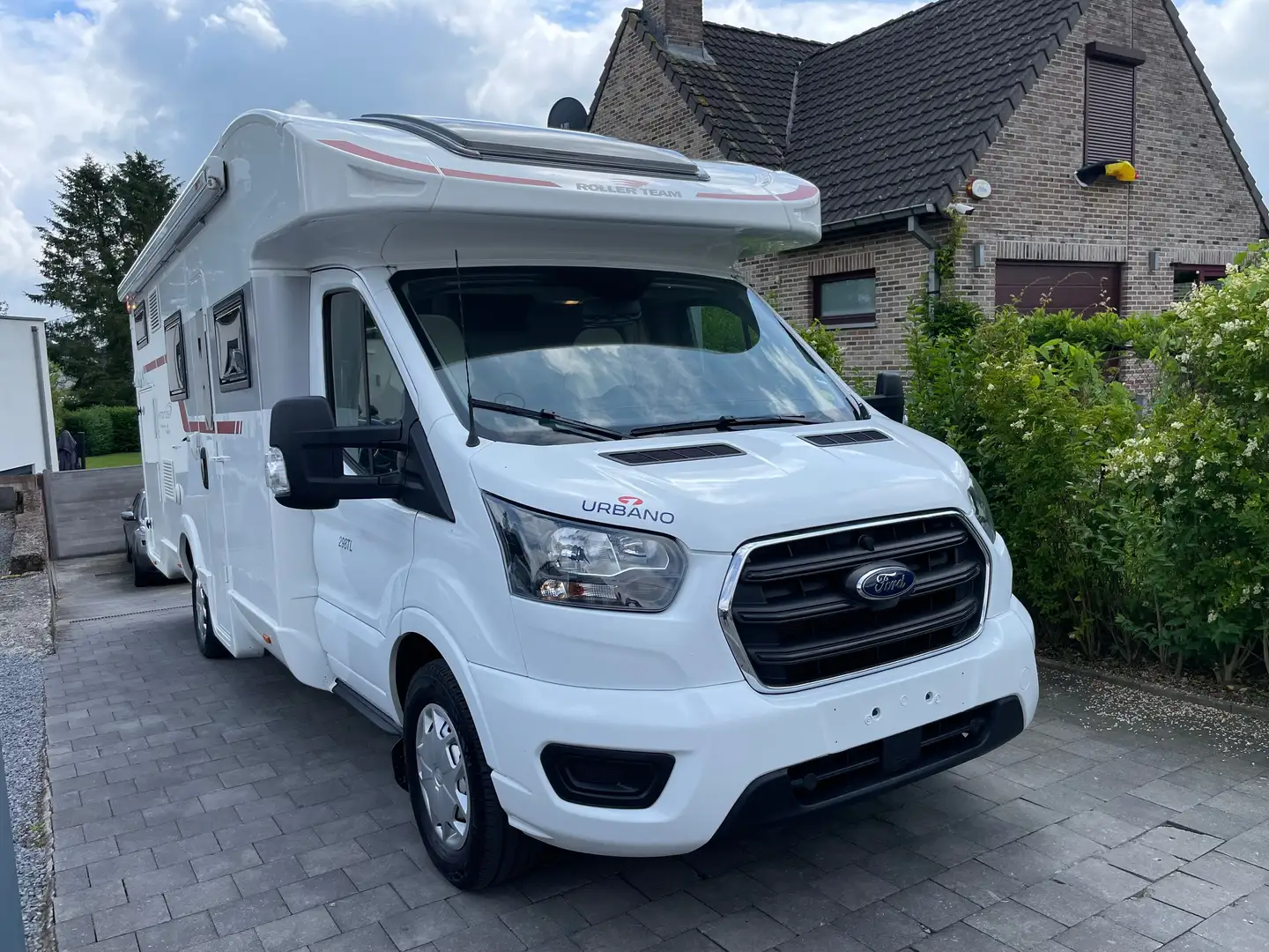 Ford TRANSIT 2.0 TDCI AUTOMAAT/ KRONOS / ROLLER-TEAM Wit - 1