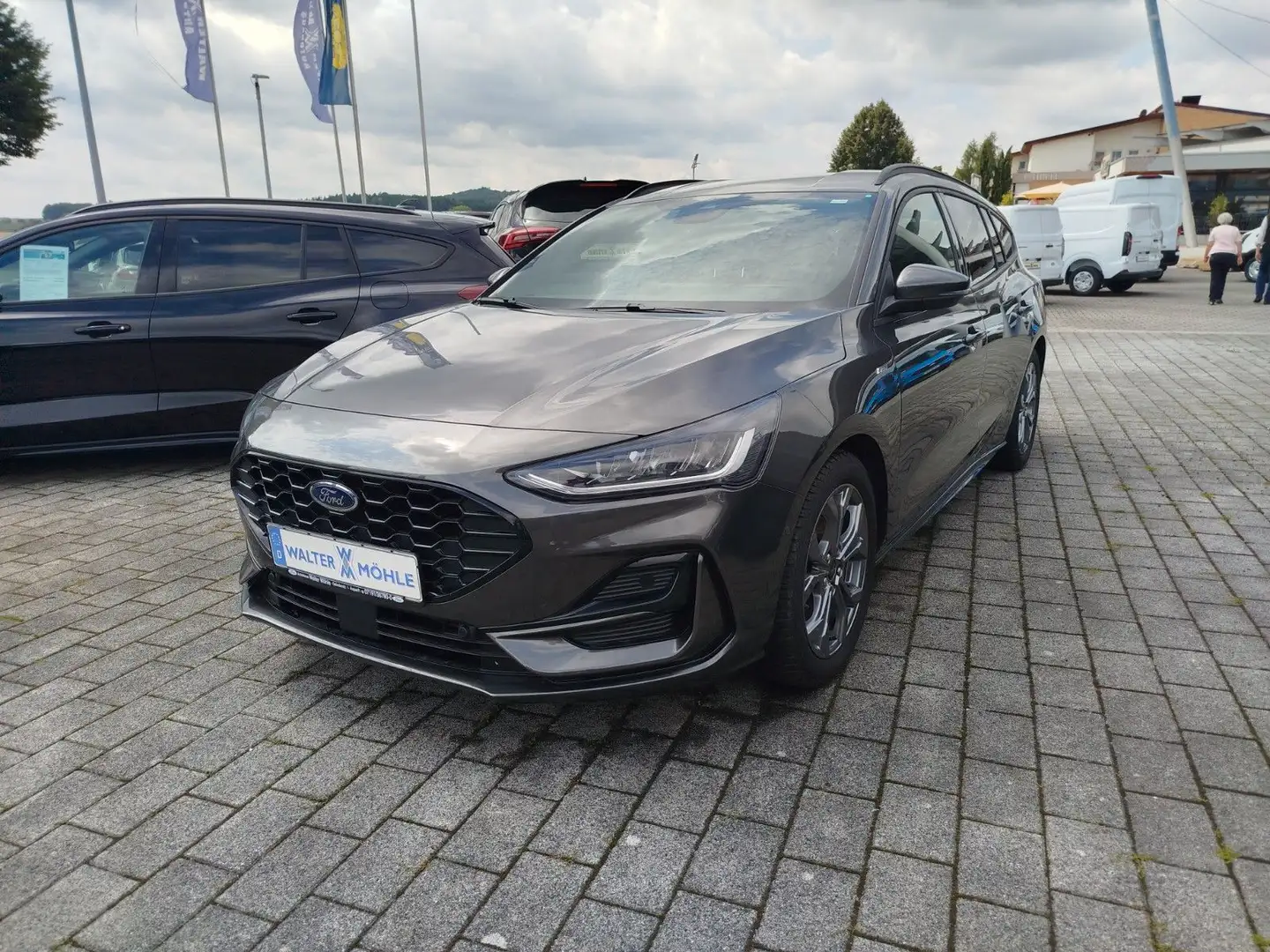 Ford Focus Turnier ST-Line X *AHK schw./ ACC/Head-Up* Grau - 1