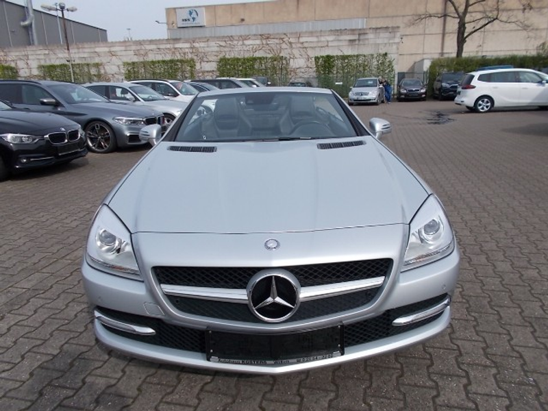 Mercedes-Benz SLK 250 Panodach Leder Navi PDC zus. WR — photo 2