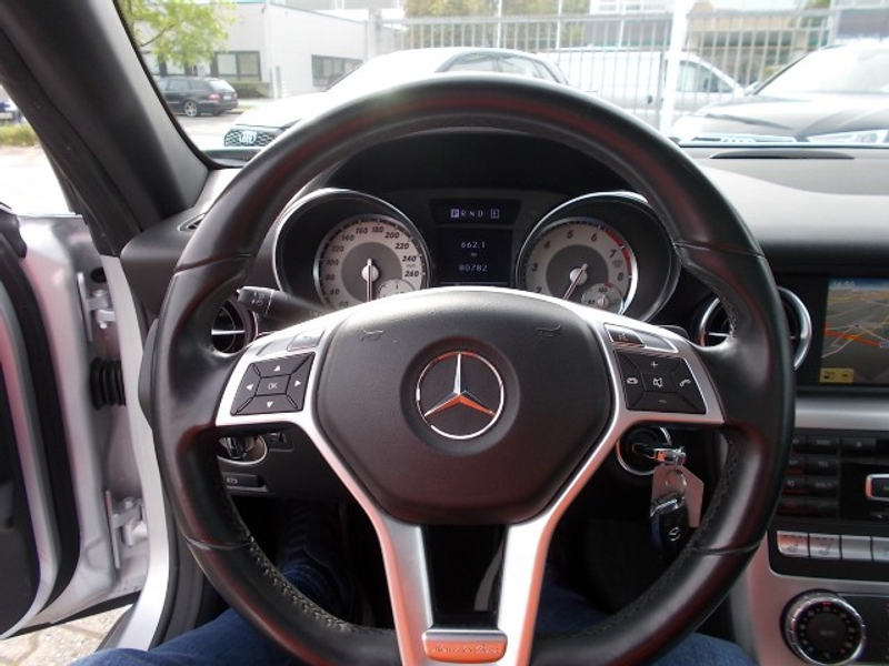 Mercedes-Benz SLK 250 Panodach Leder Navi PDC zus. WR — photo 15