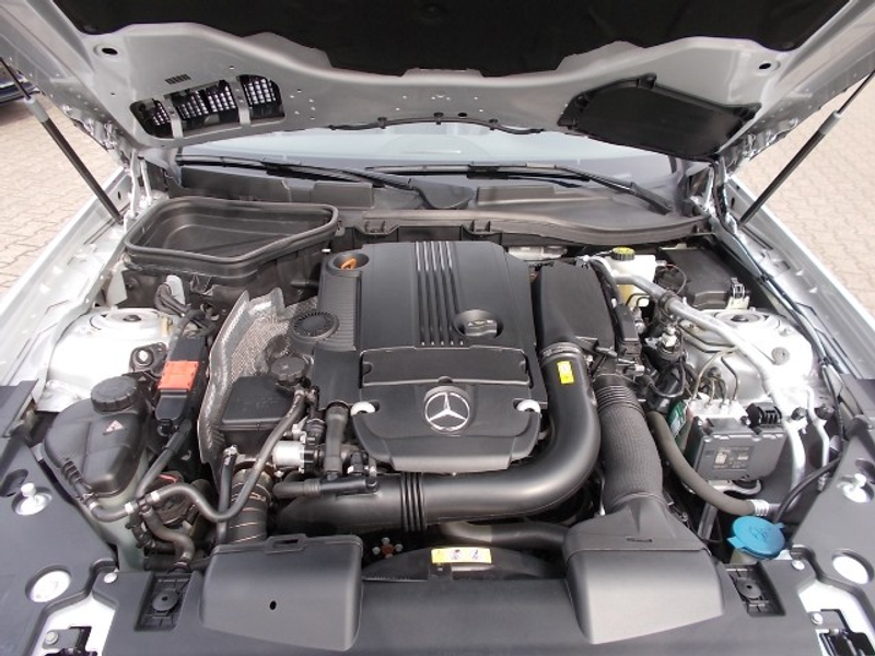 Mercedes-Benz SLK 250 Panodach Leder Navi PDC zus. WR — photo 9