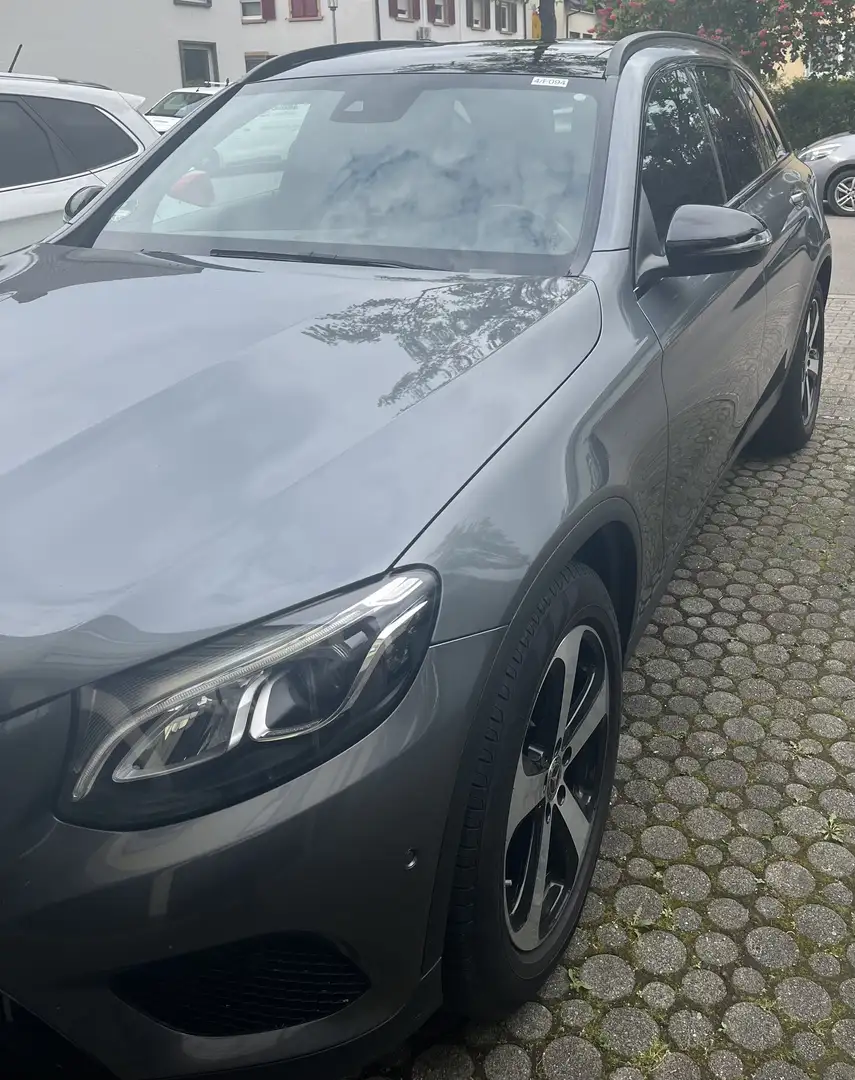 Mercedes-Benz GLC 220 GLC 220 d 4Matic Grau - 2