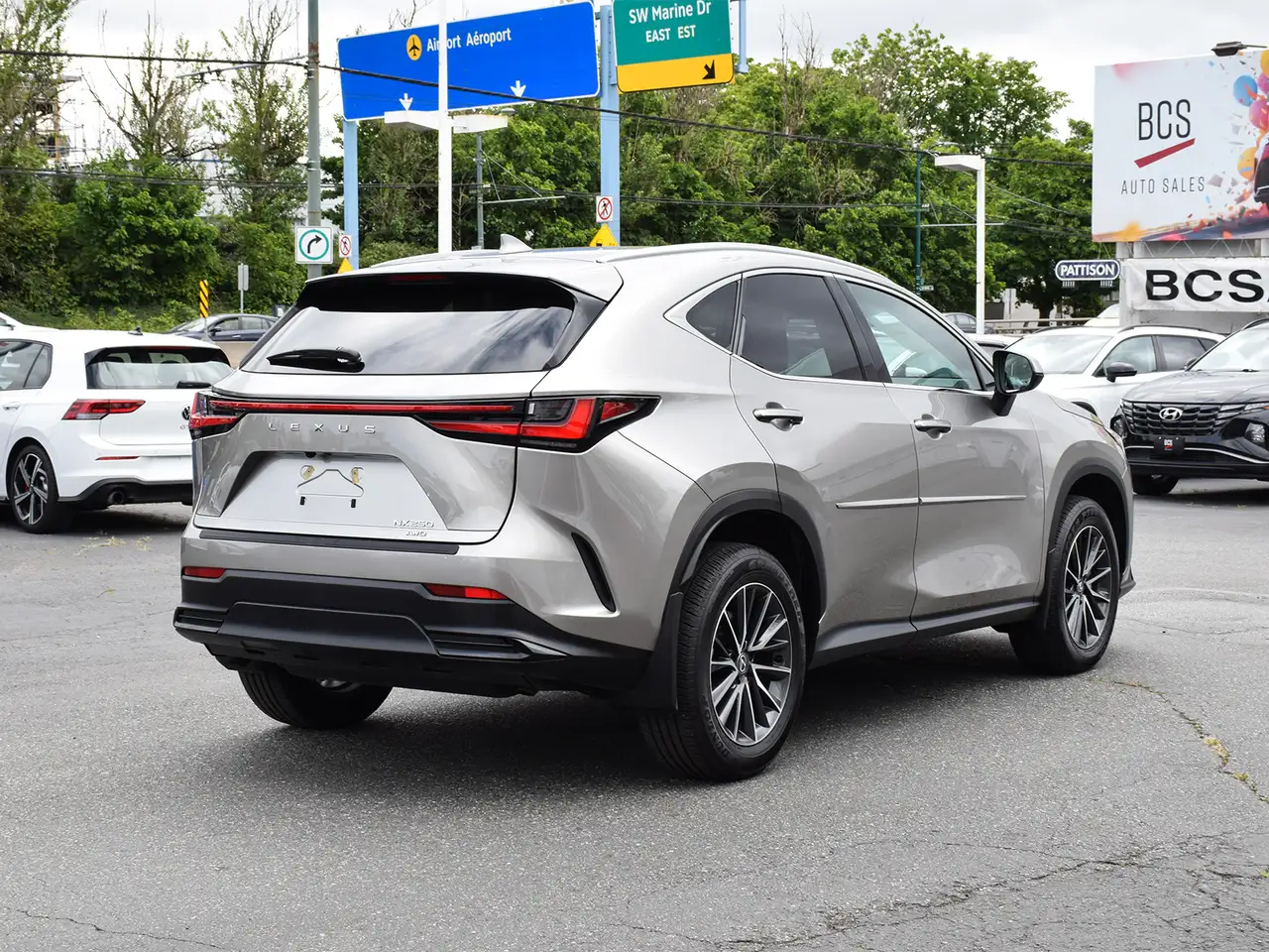 Lexus NX fotografie Lexus NX
