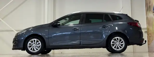 Renault Megane view 4