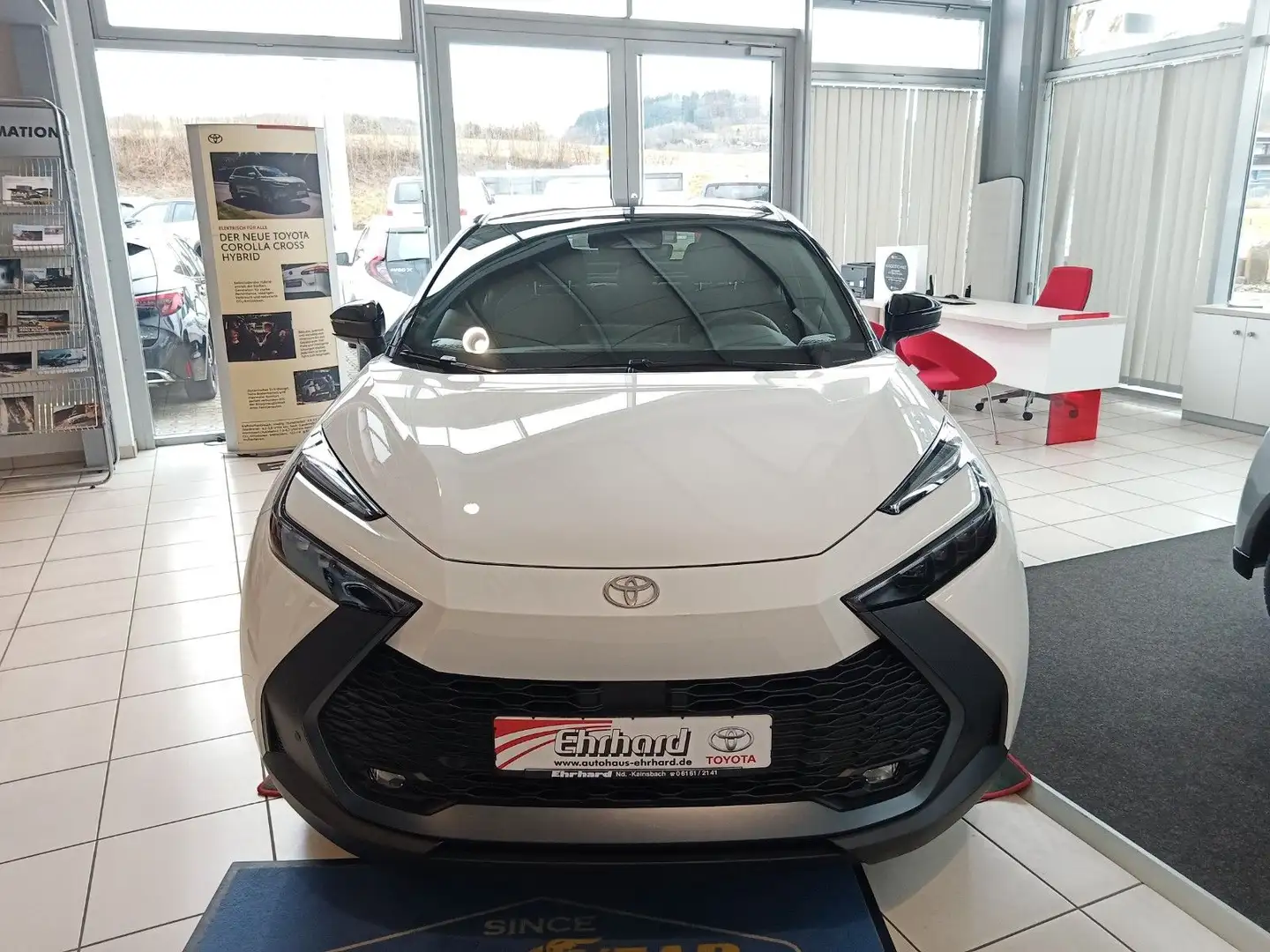 Toyota C-HR 2.0 Plug-In Hyb Team *333€ ohne Anzahlung Белый - 2