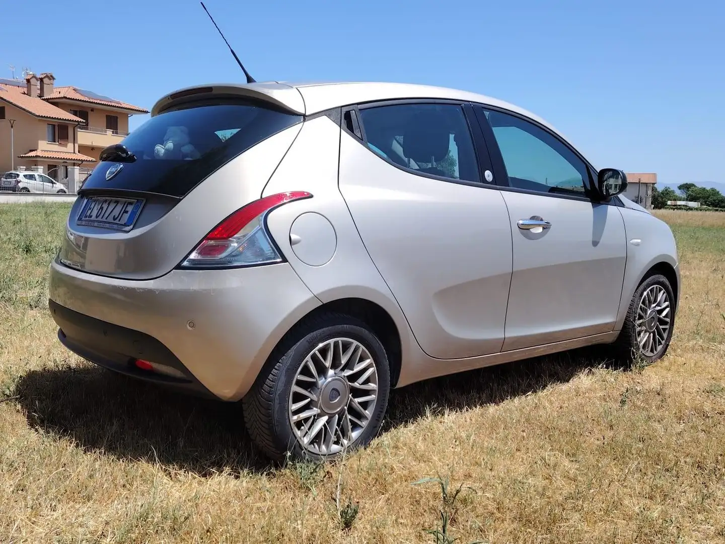 Lancia Ypsilon Ypsilon III 2011 1.2 8v Gold ecochic Gpl 69cv Beige - 2